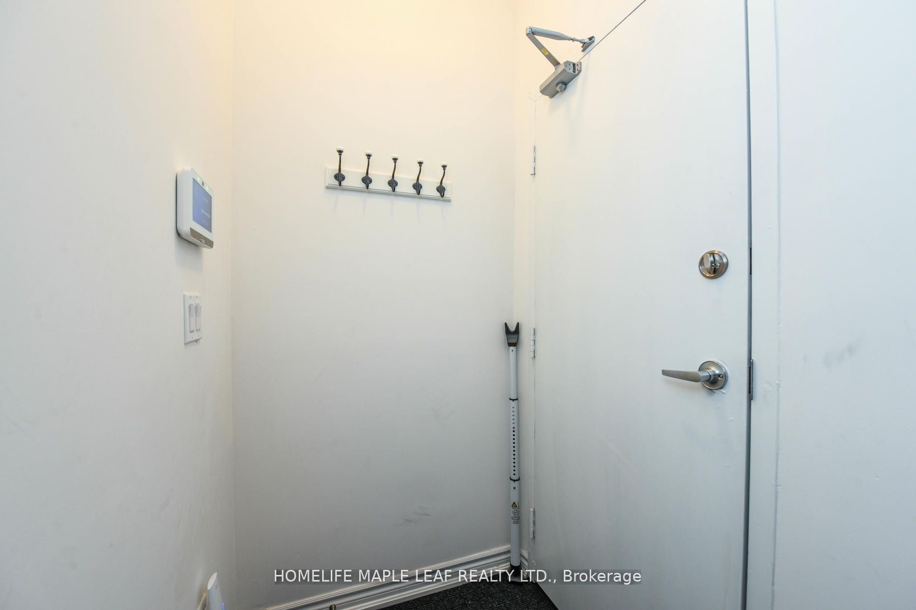 30 Halliford Place 215 Property Photo 17