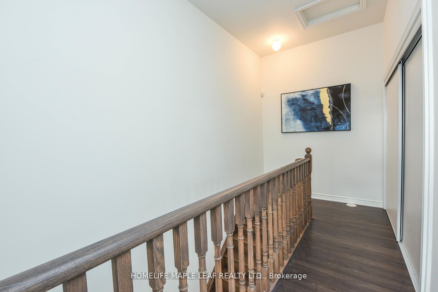 30 Halliford Place 215 Property Photo 27