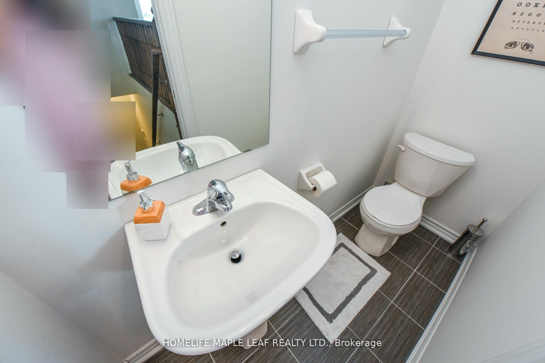 30 Halliford Place 215 Property Photo 37