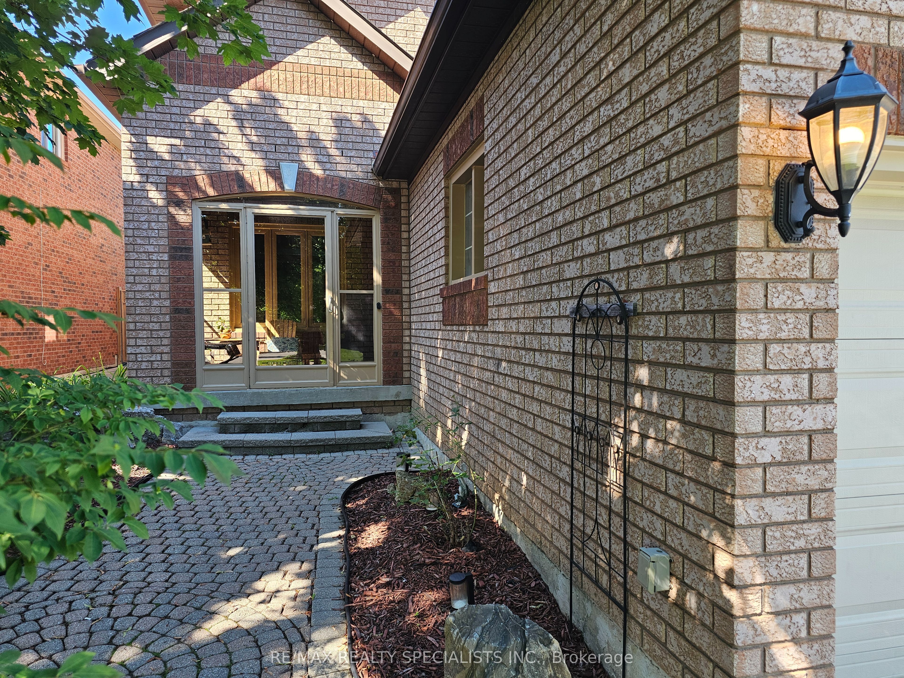 34 Killaloe Crescent Property Photo 5