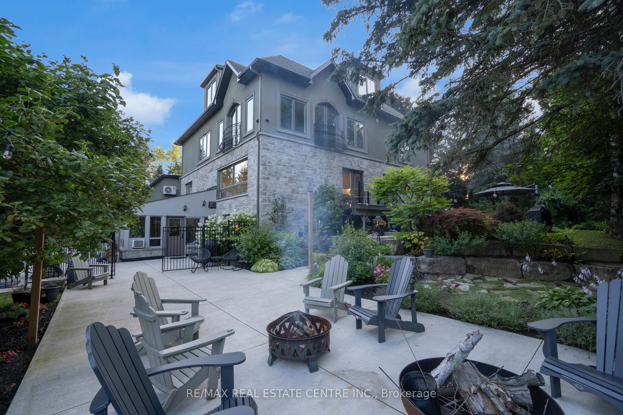 1175 Derry Road Property Photo 47