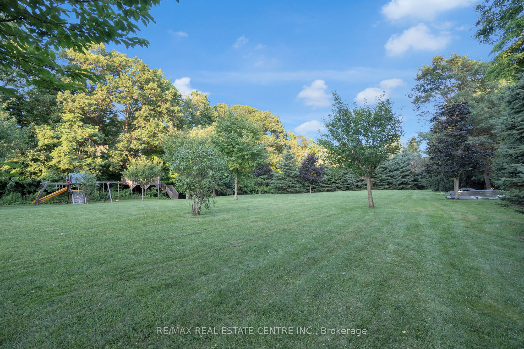 1175 Derry Road Property Photo 48