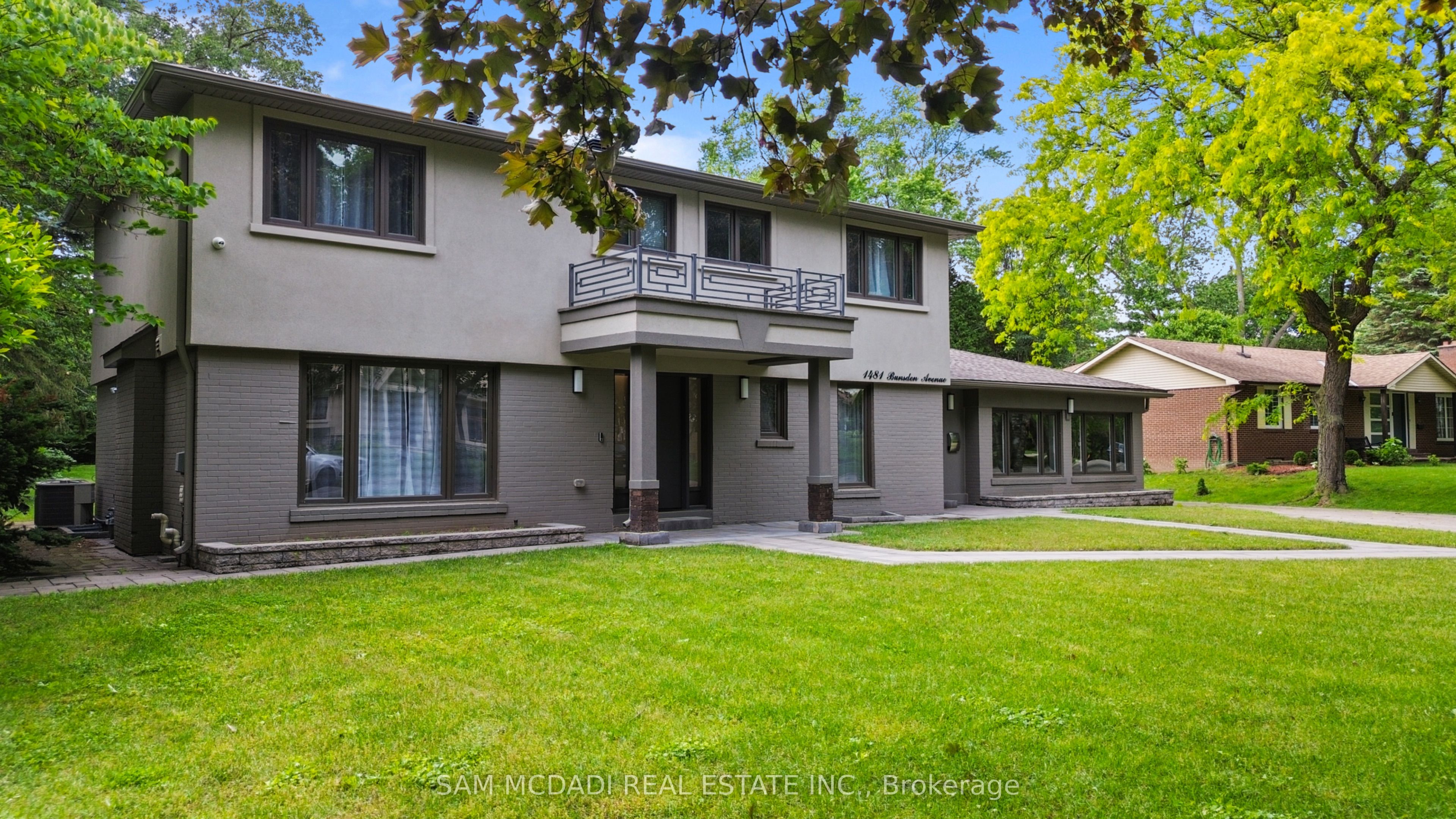 1481 Bunsden Avenue Property Photo 3