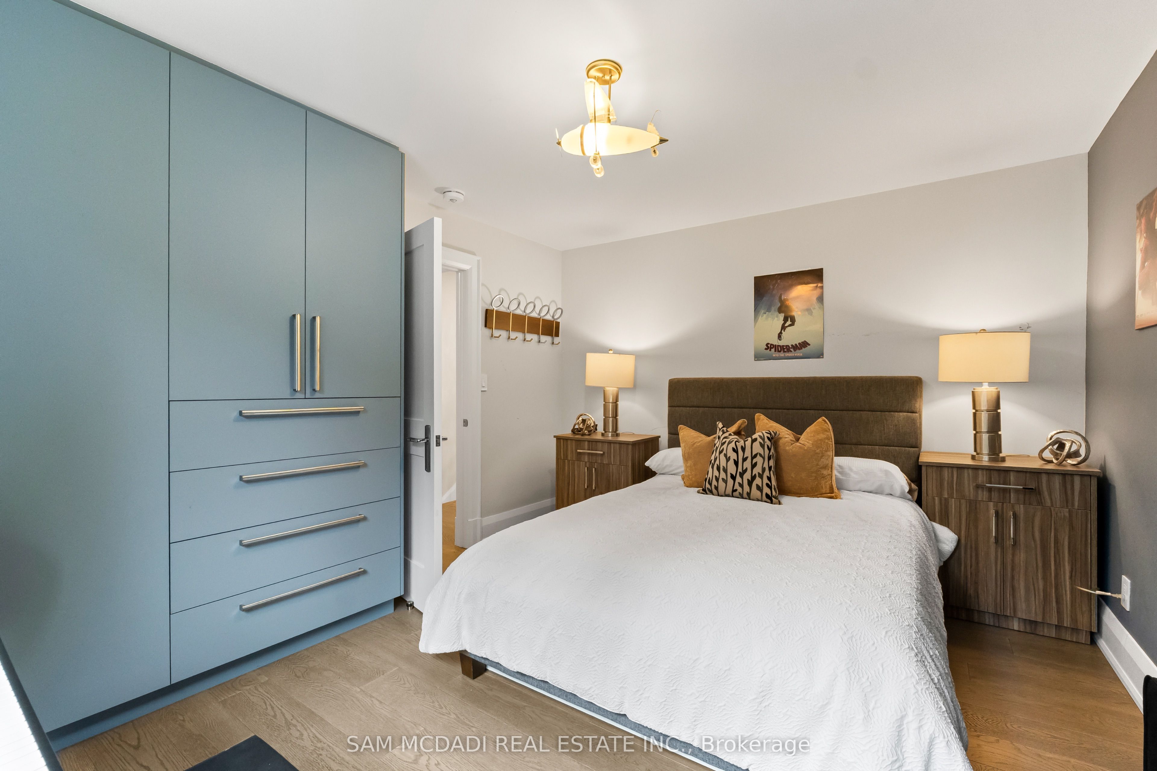 1481 Bunsden Avenue Property Photo 28