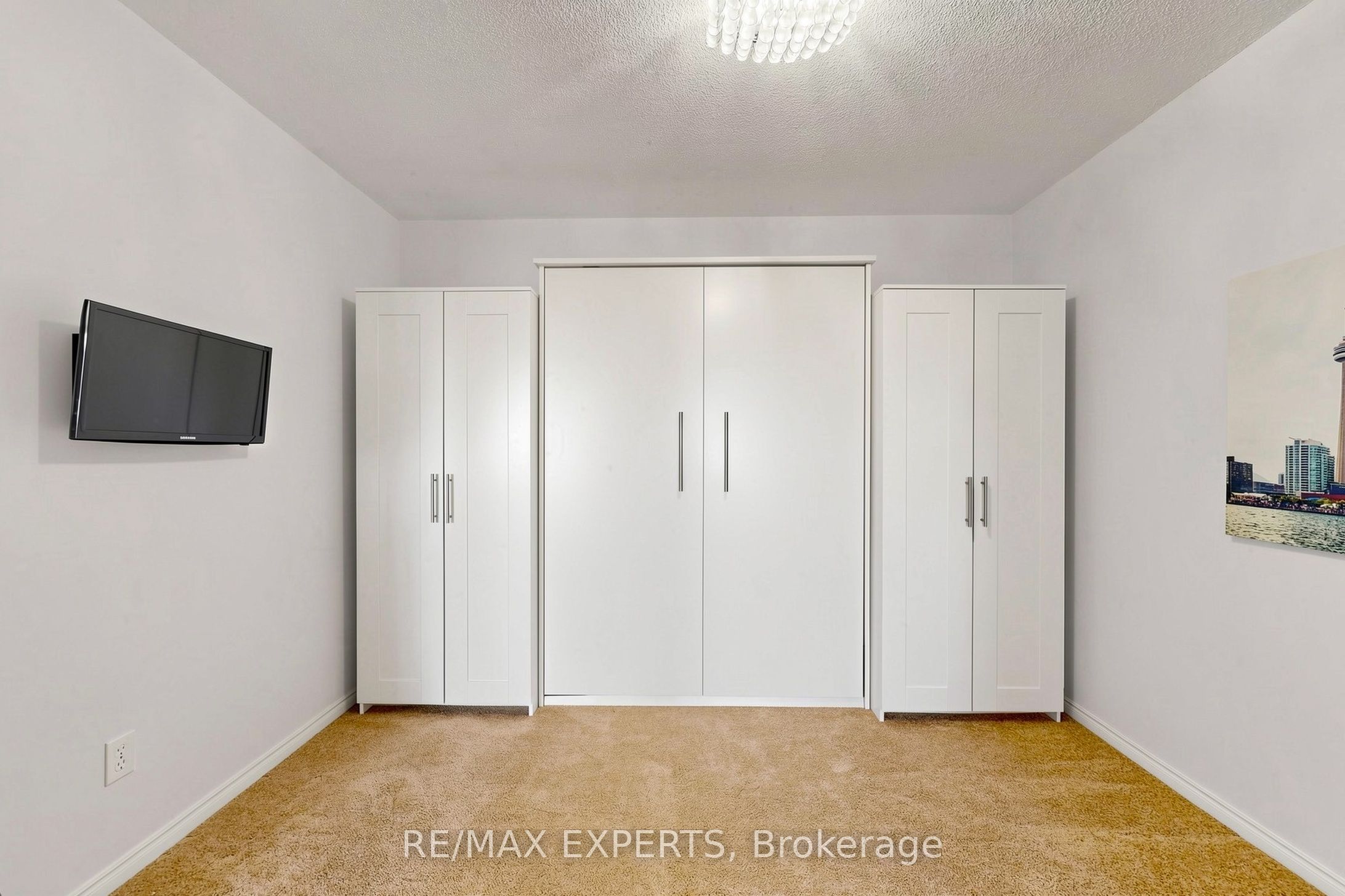 1360 Rathburn Road E 909 Property Photo 17