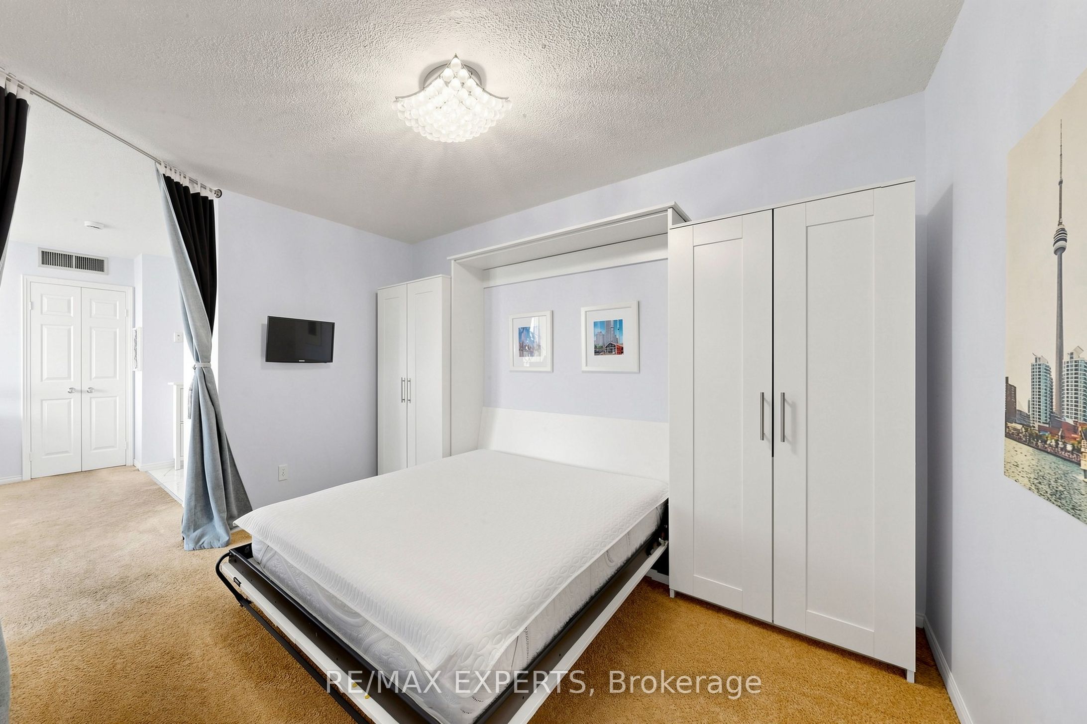 1360 Rathburn Road E 909 Property Photo 21