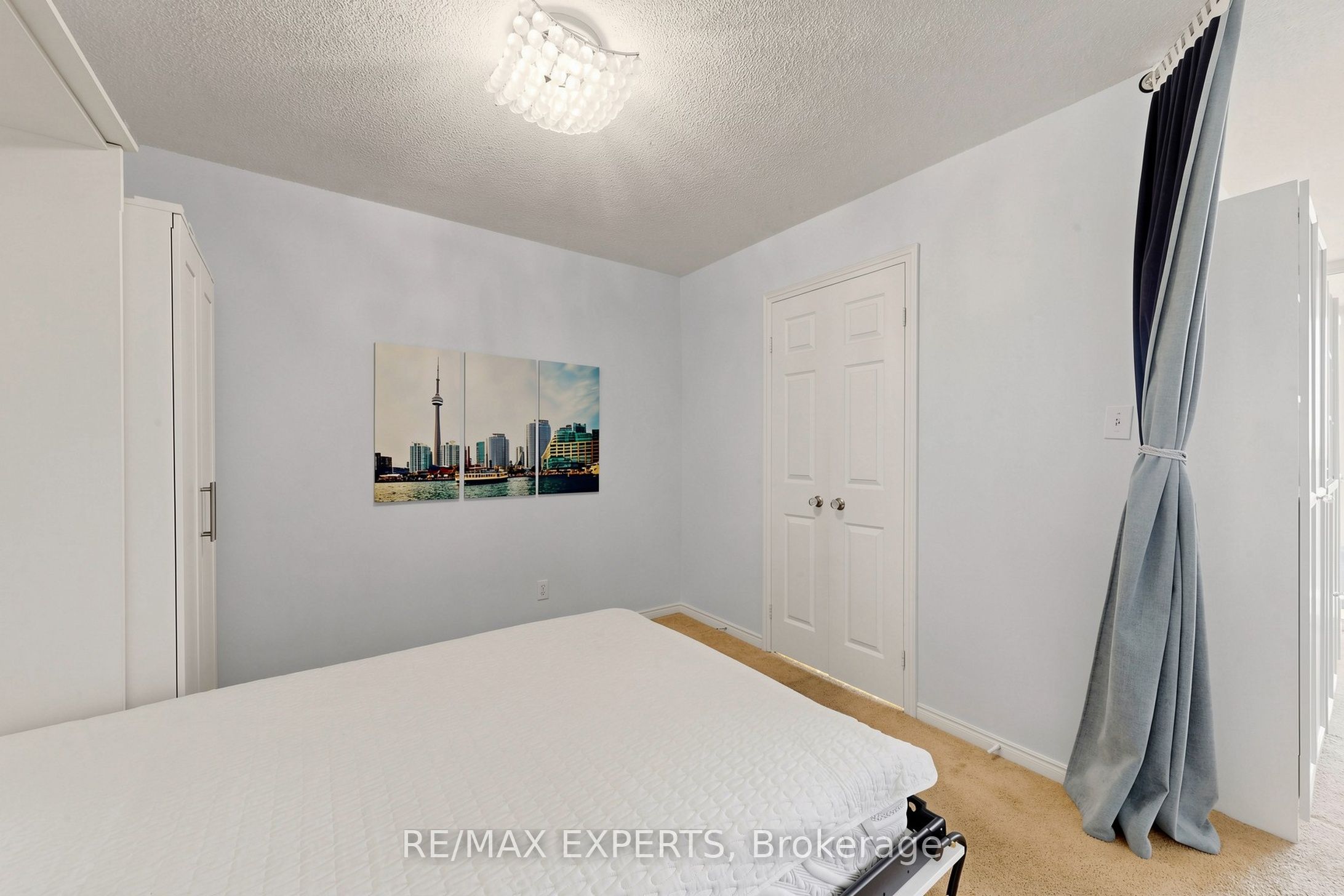 1360 Rathburn Road E 909 Property Photo 22