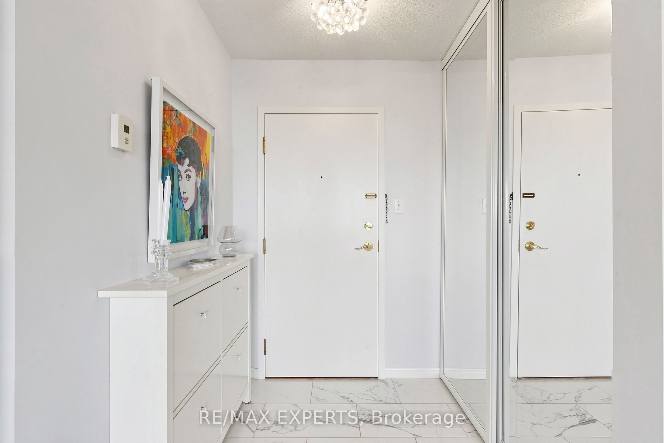 1360 Rathburn Road E 909 Property Photo 34