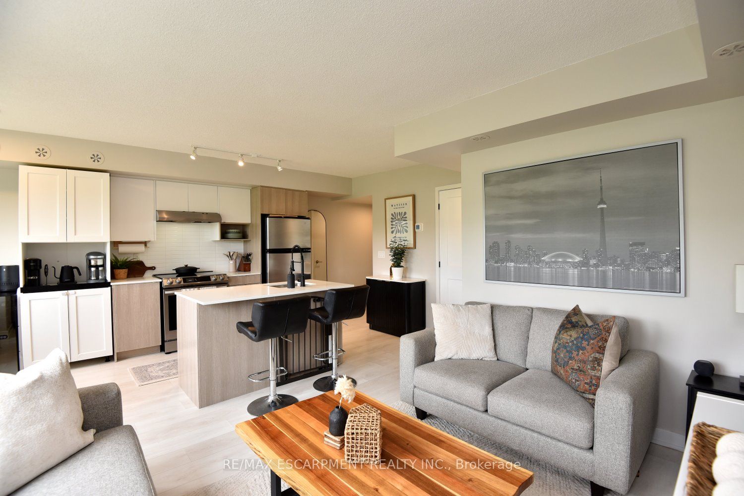 1135 Cooke Boulevard 112 Property Photo 5