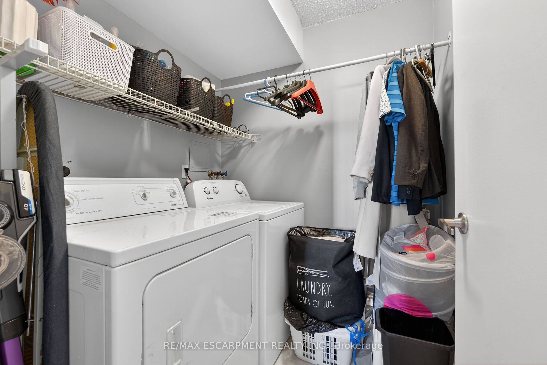 700 Dynes Road 1005 Property Photo 28