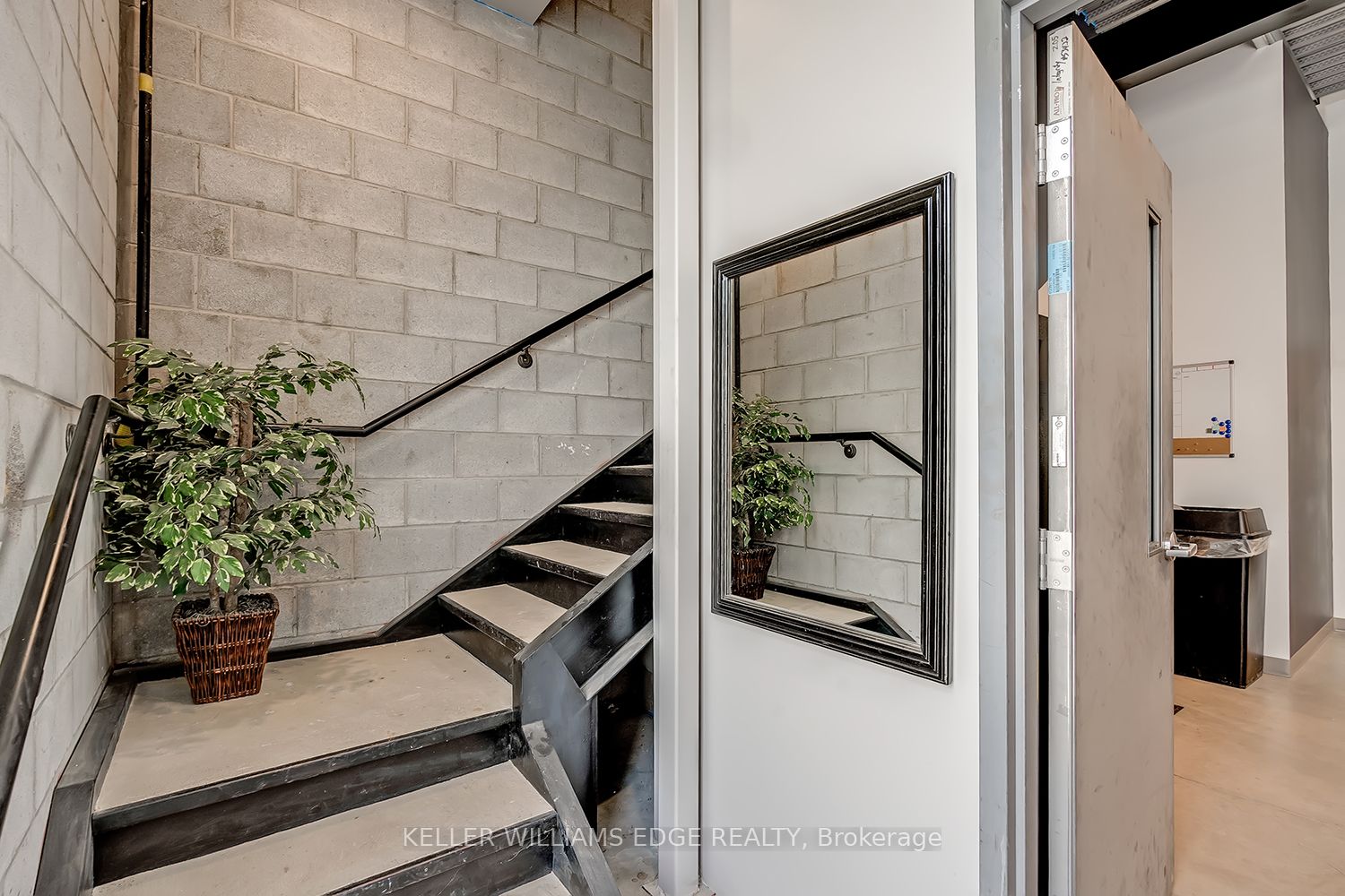 1158 King Road 16 Property Photo 17