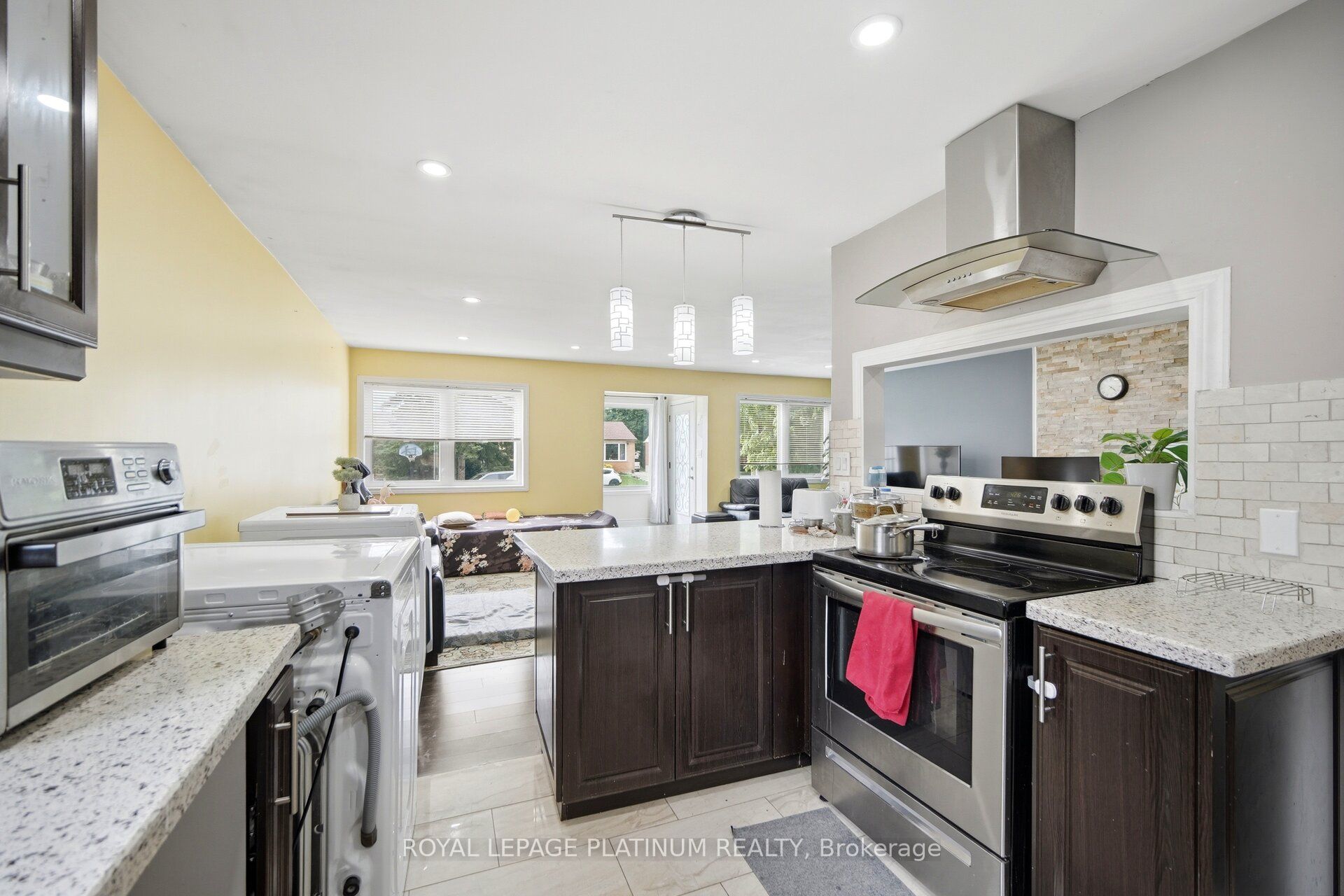 19 Golding Avenue Property Photo 12
