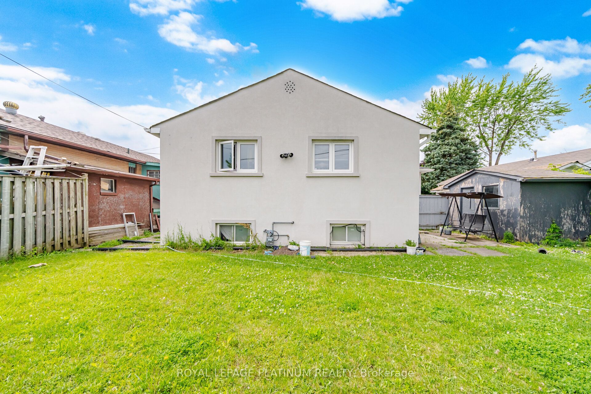 19 Golding Avenue Property Photo 33