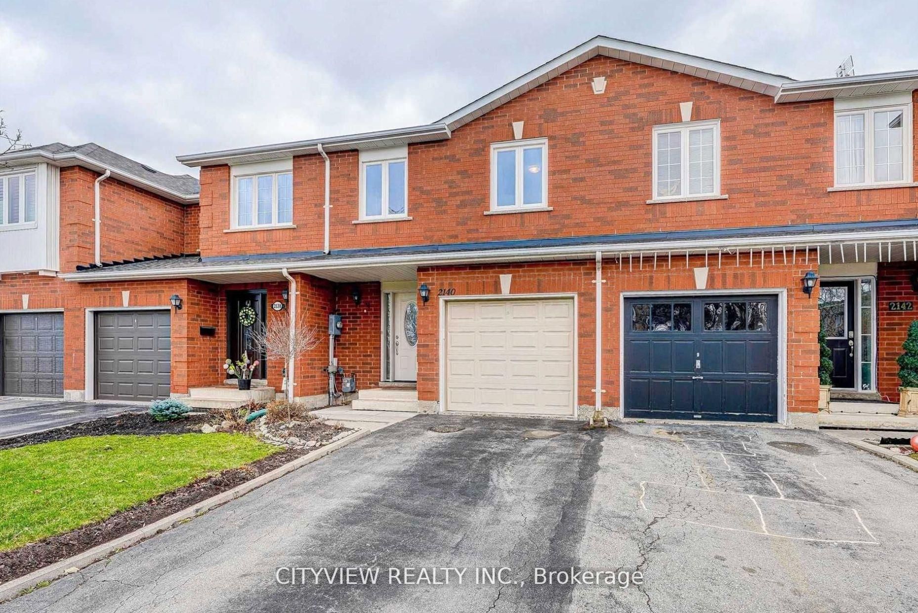 2140 Oakpoint Road Property Photo 1
