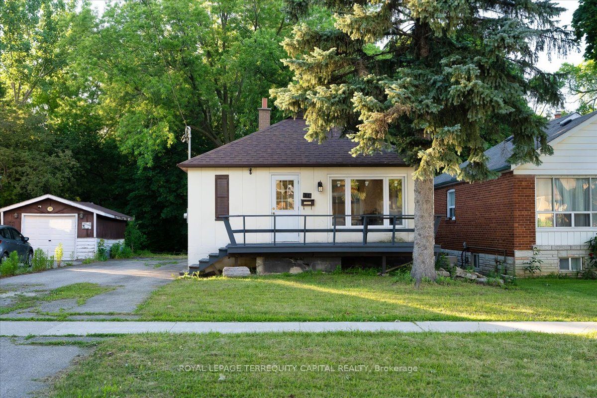 175 Clearbrooke Circle Property Photo 1