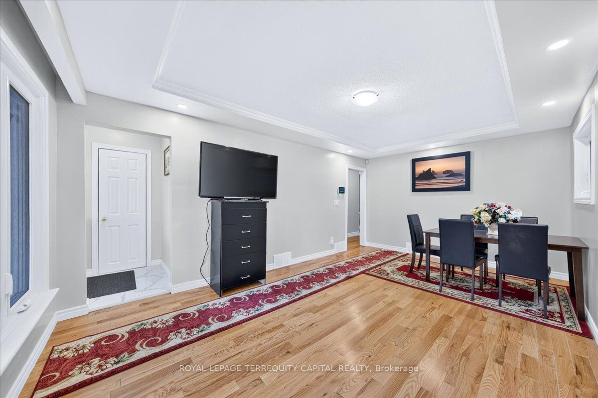 175 Clearbrooke Circle Property Photo 8
