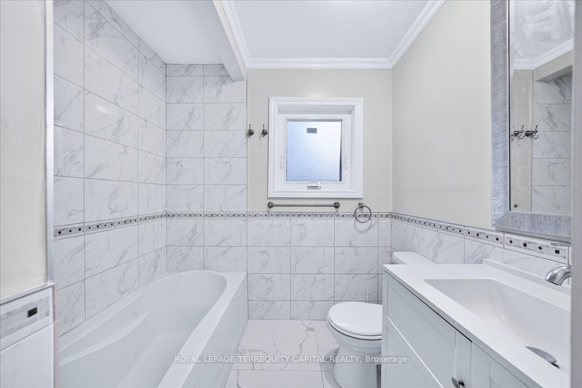 175 Clearbrooke Circle Property Photo 21