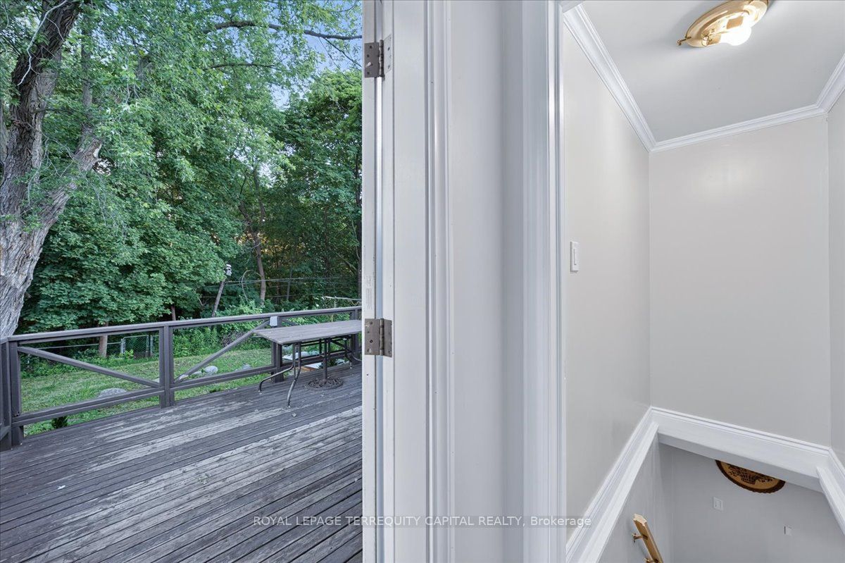 175 Clearbrooke Circle Property Photo 27
