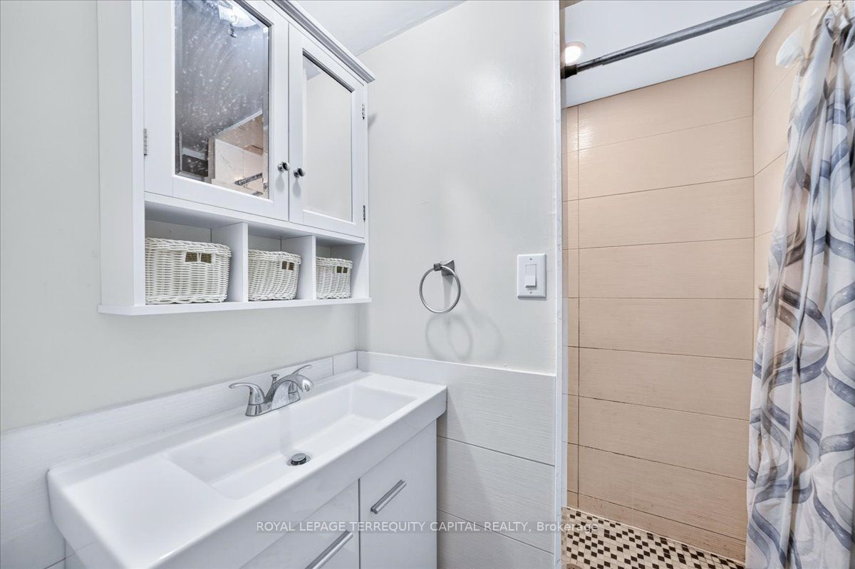 175 Clearbrooke Circle Property Photo 36