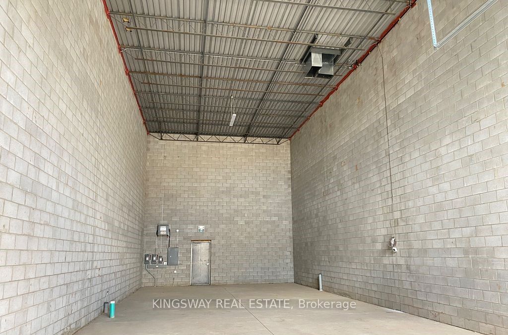 1156 King Road 32 Property Photo 12