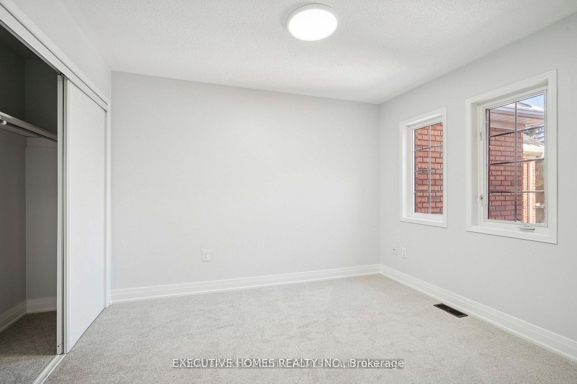 2665 Thomas Street 60 Property Photo 13