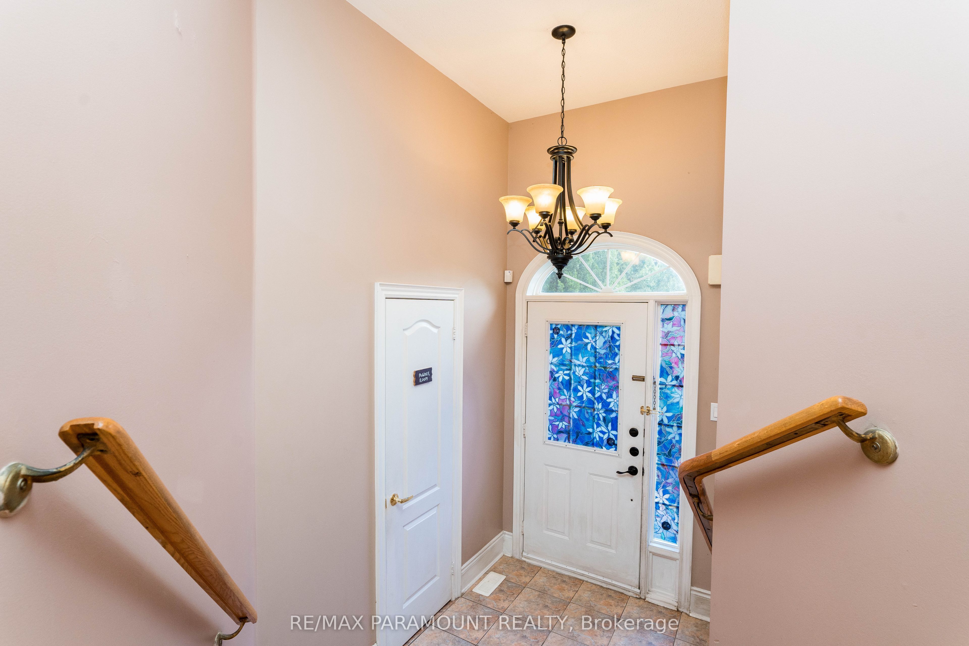 19 River Rock Crescent Property Photo 3