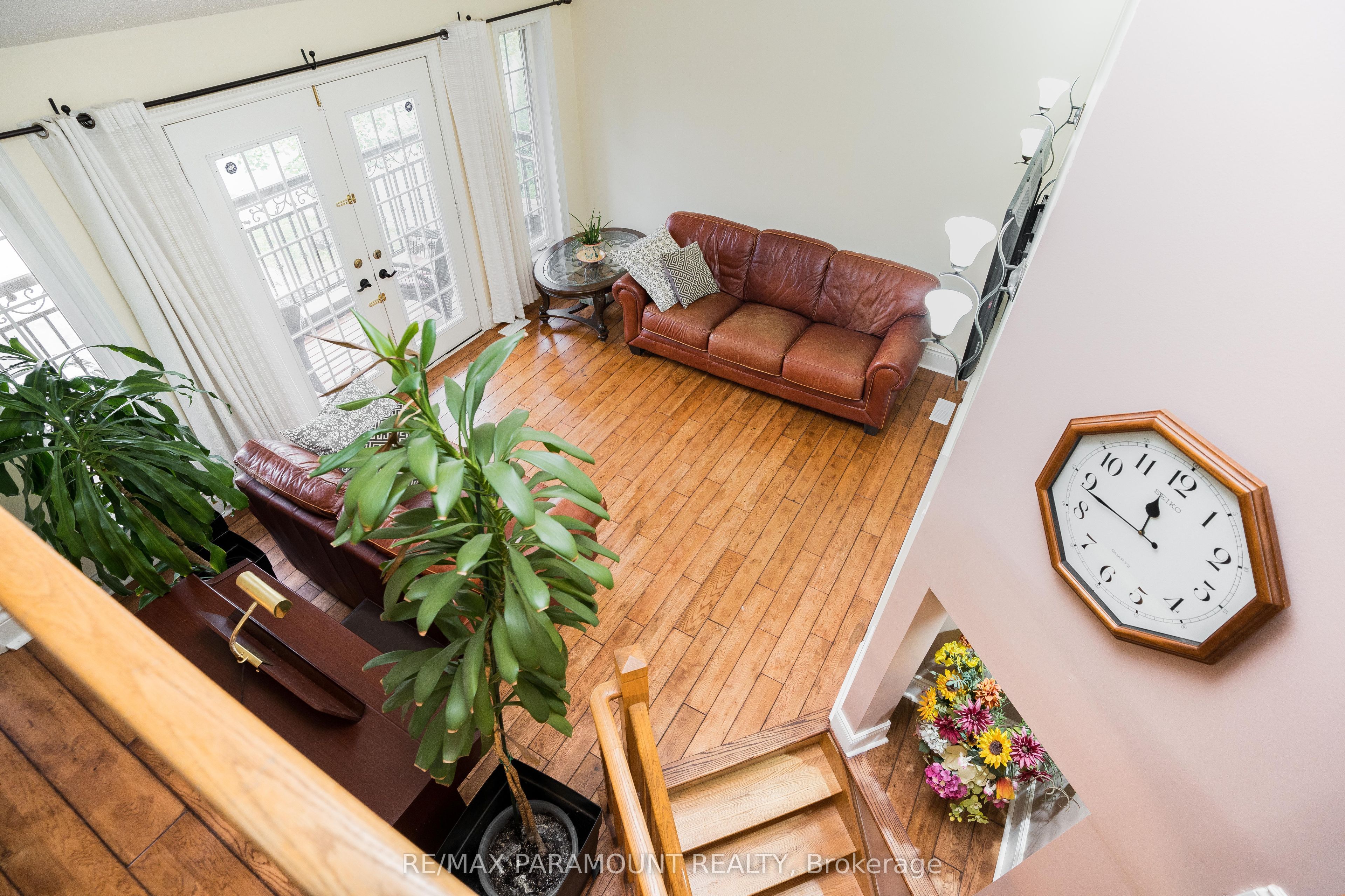 19 River Rock Crescent Property Photo 8
