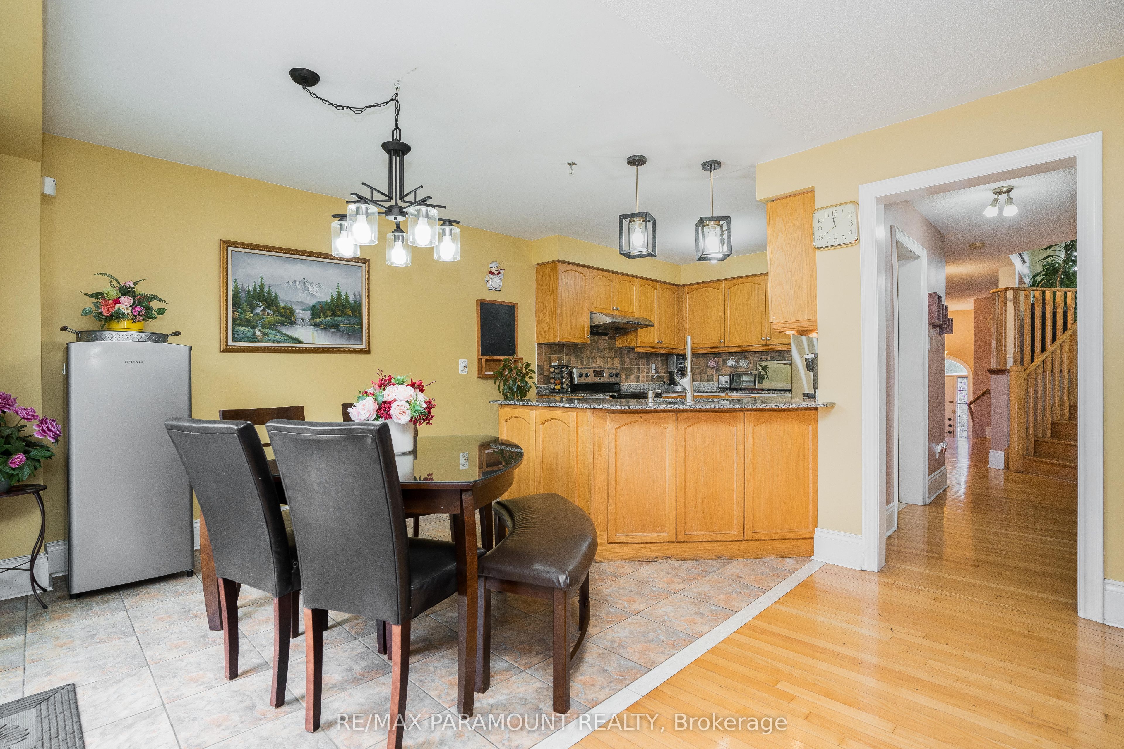 19 River Rock Crescent Property Photo 12