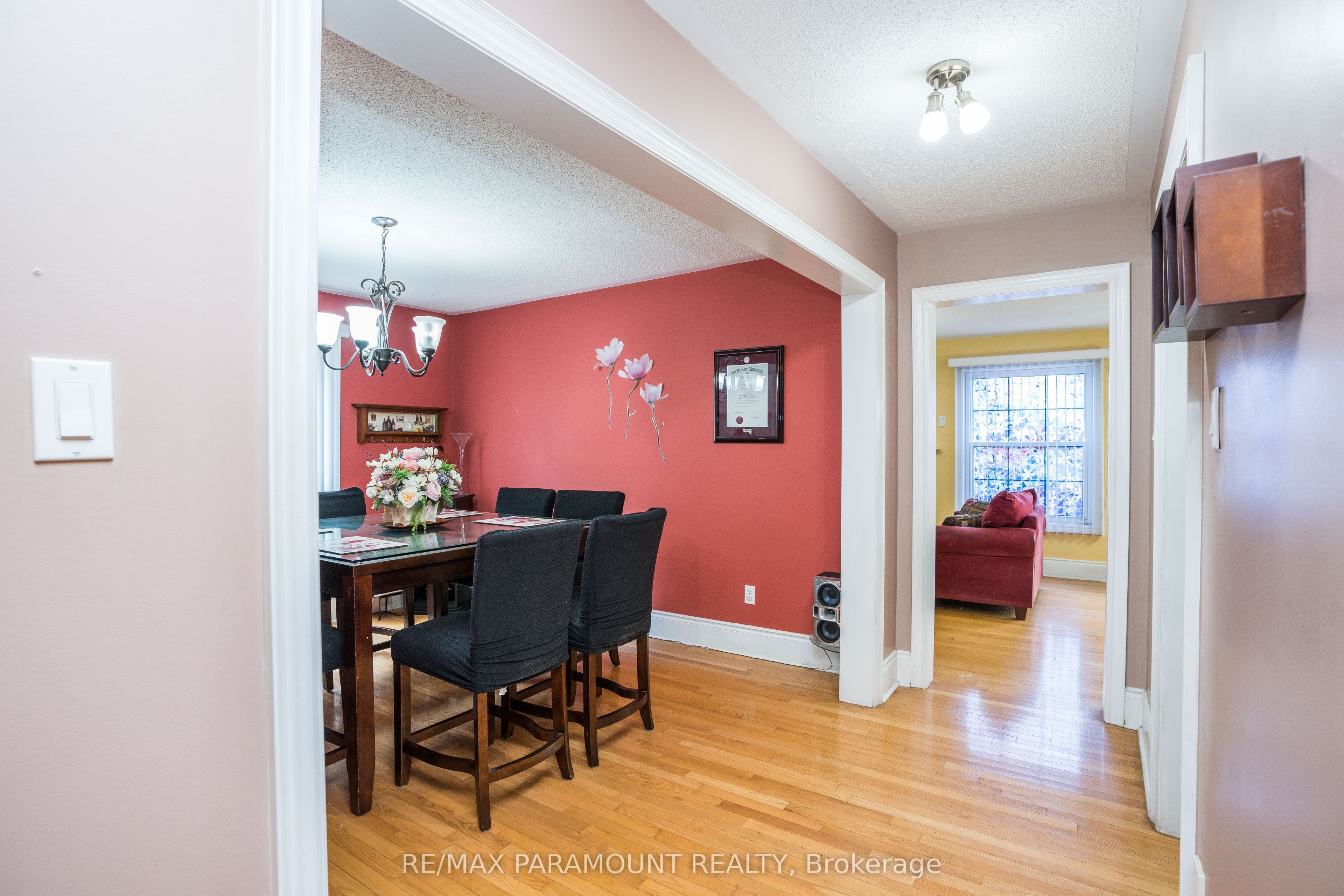 19 River Rock Crescent Property Photo 16