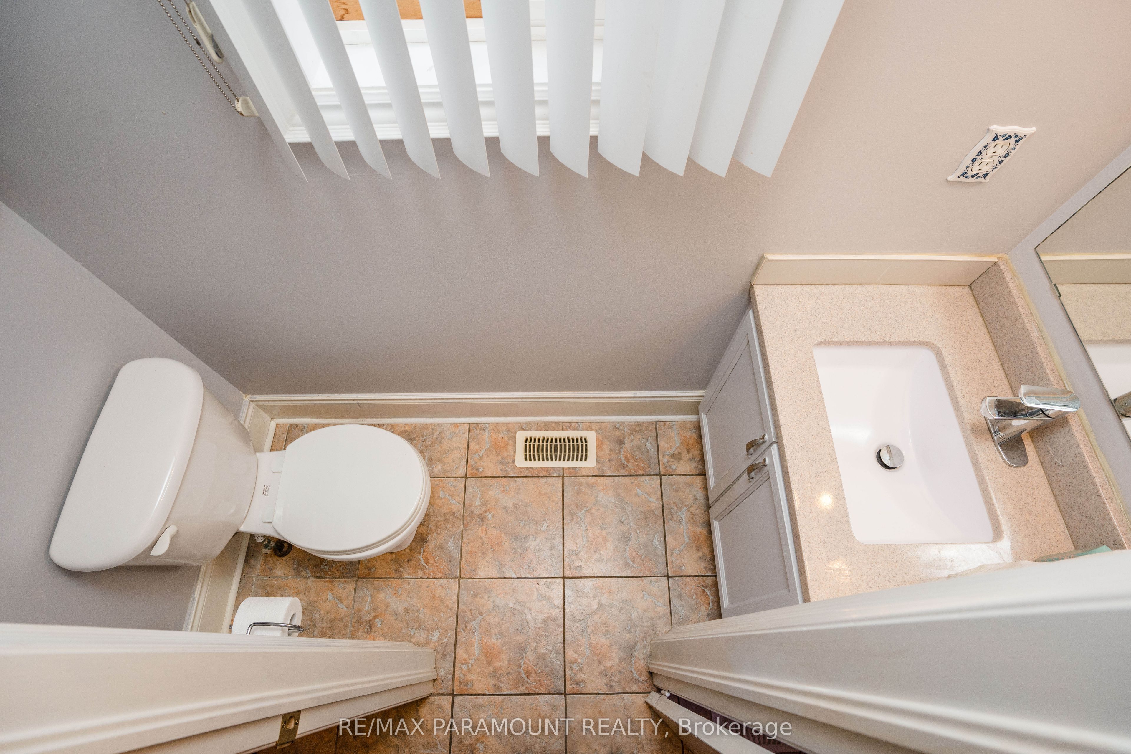 19 River Rock Crescent Property Photo 18
