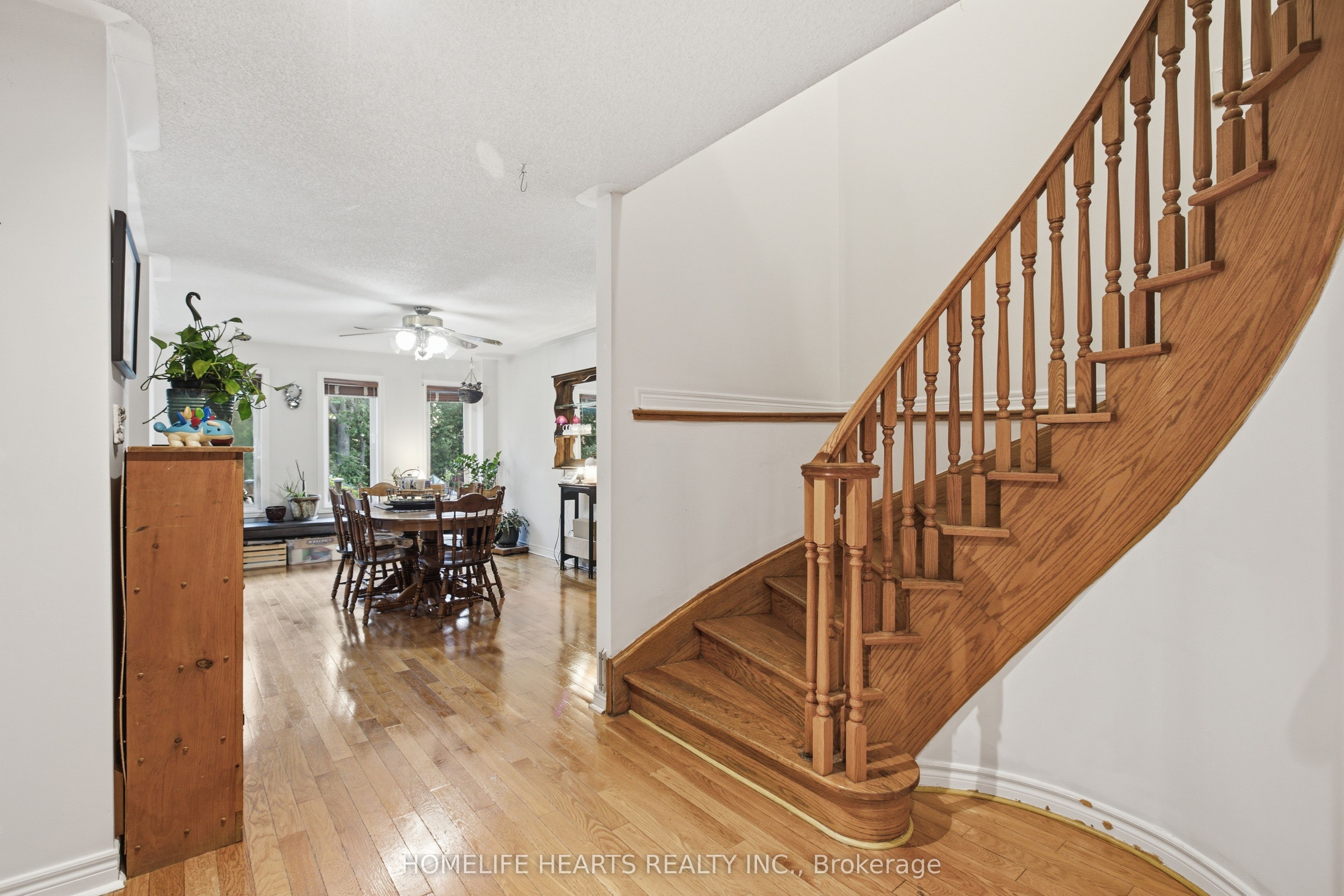 1077 Knotty Pine Grove Property Photo 5