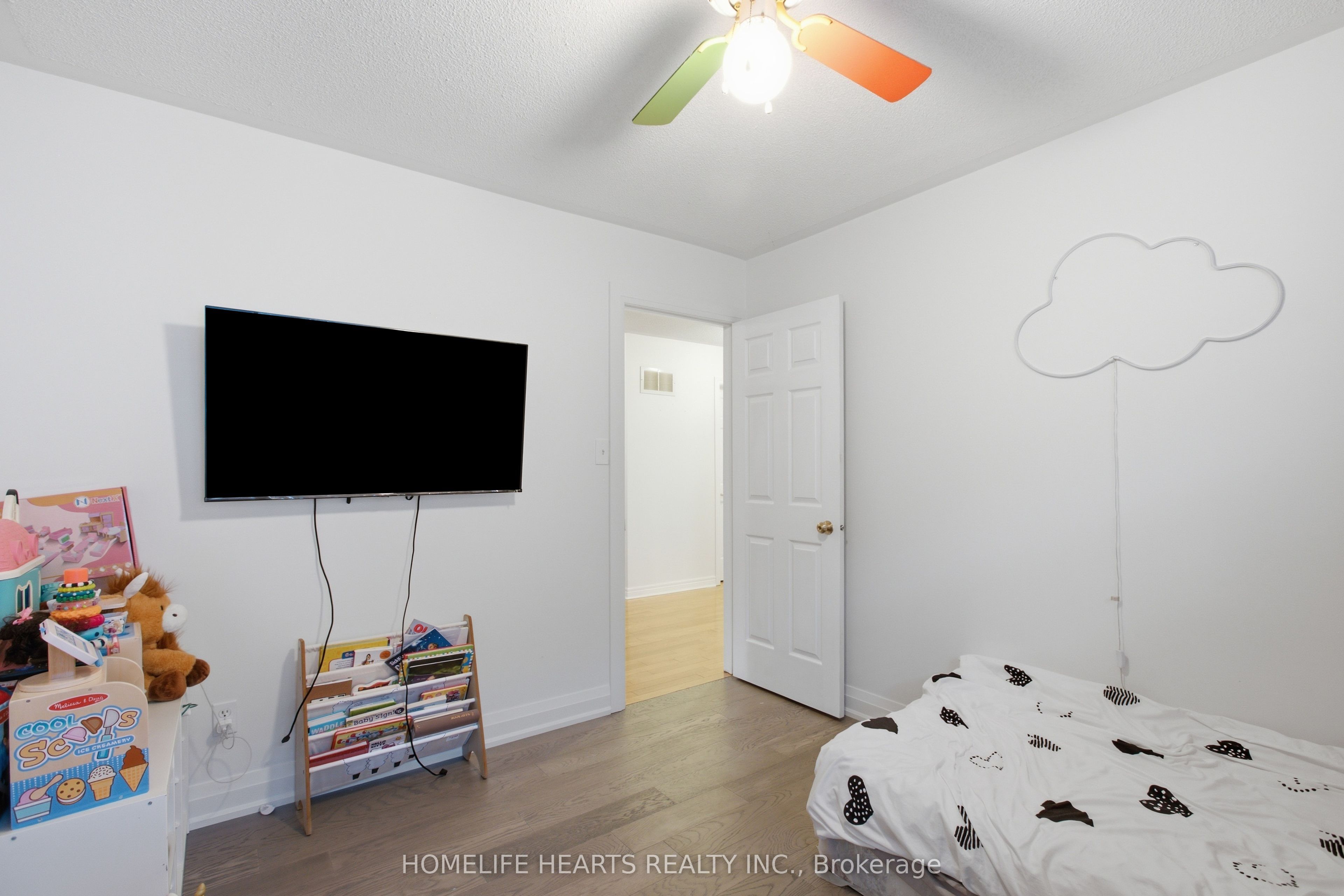 1077 Knotty Pine Grove Property Photo 29
