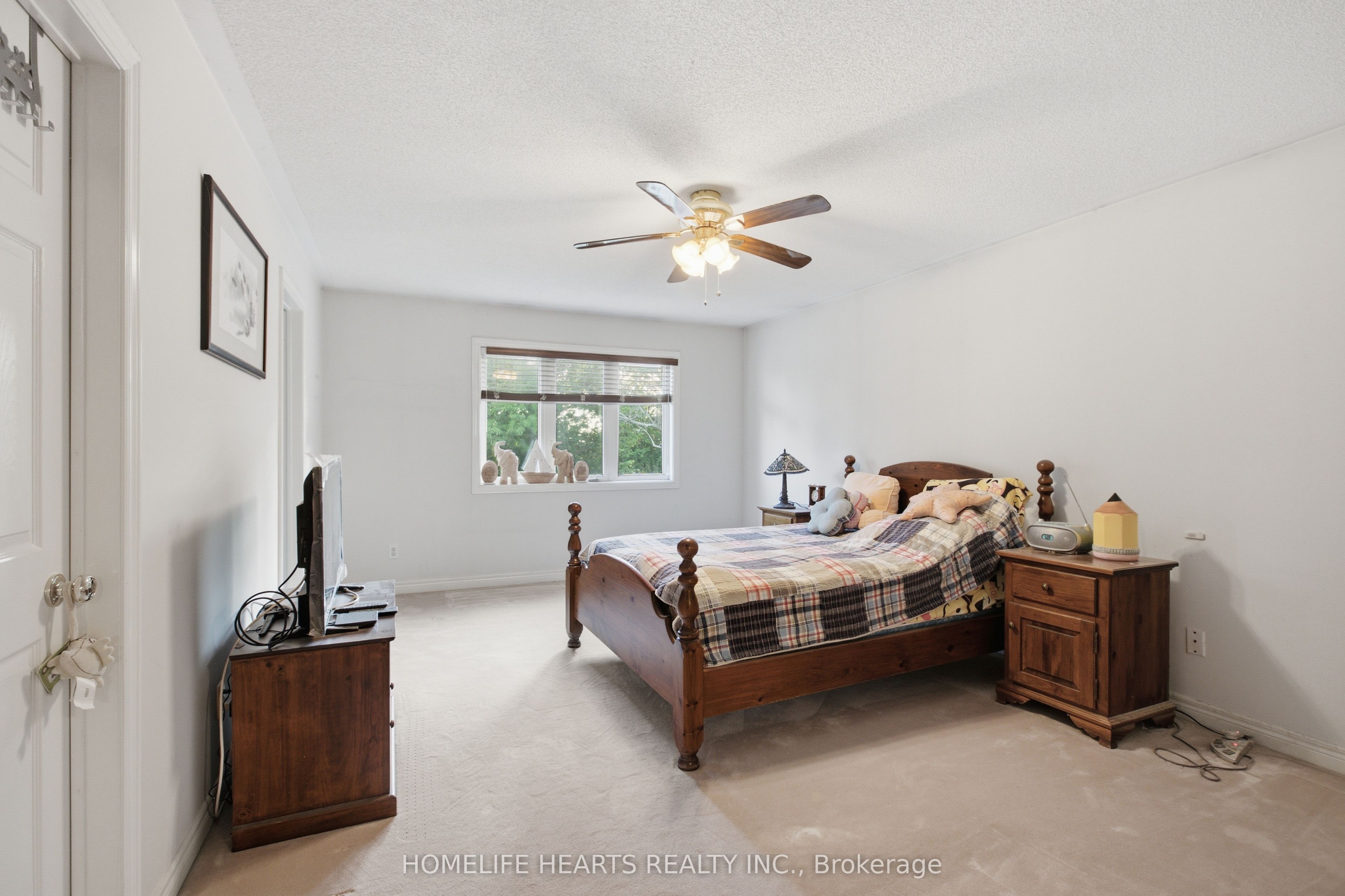 1077 Knotty Pine Grove Property Photo 35