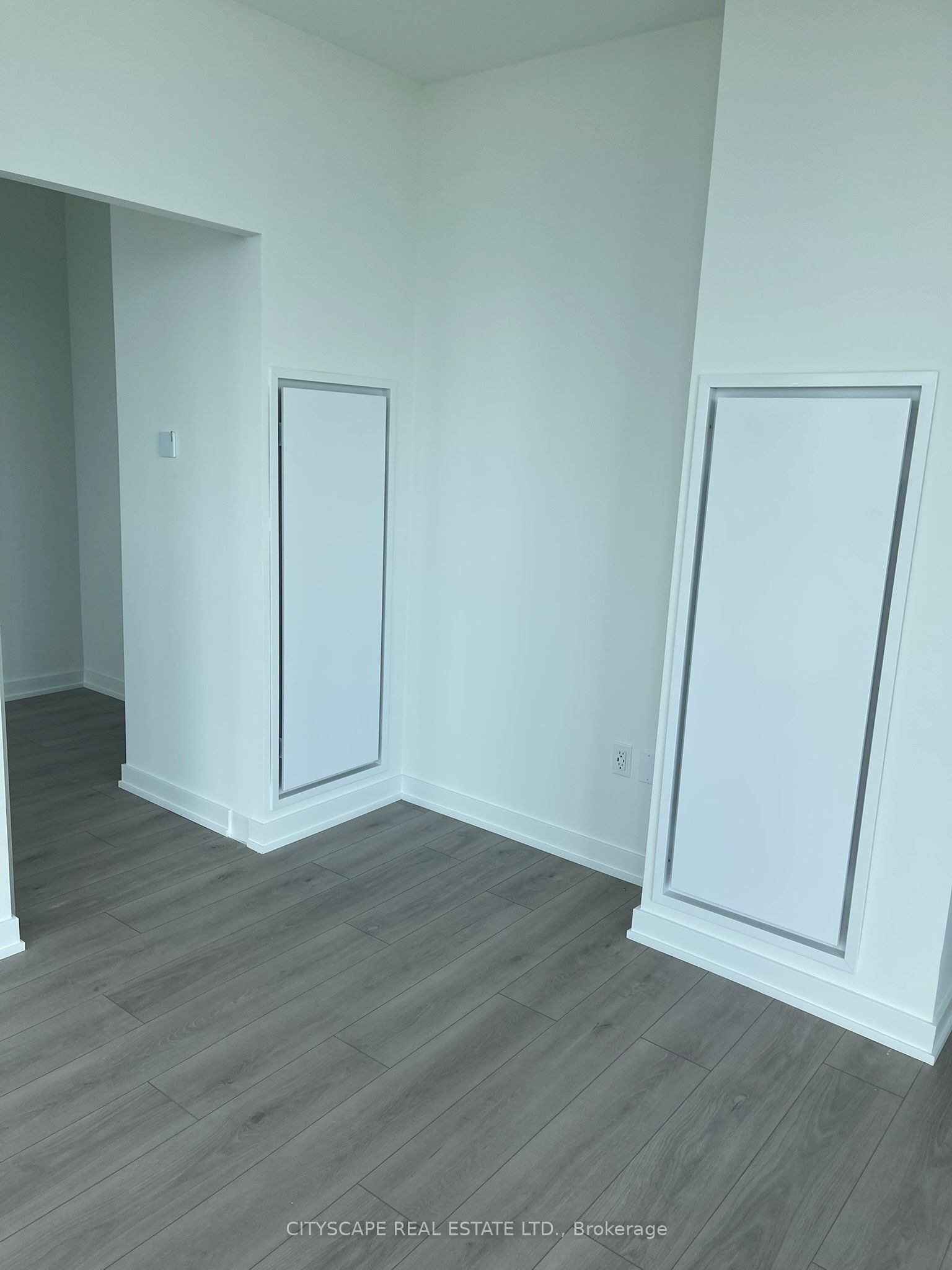1 Fairview Road E Property Photo 10