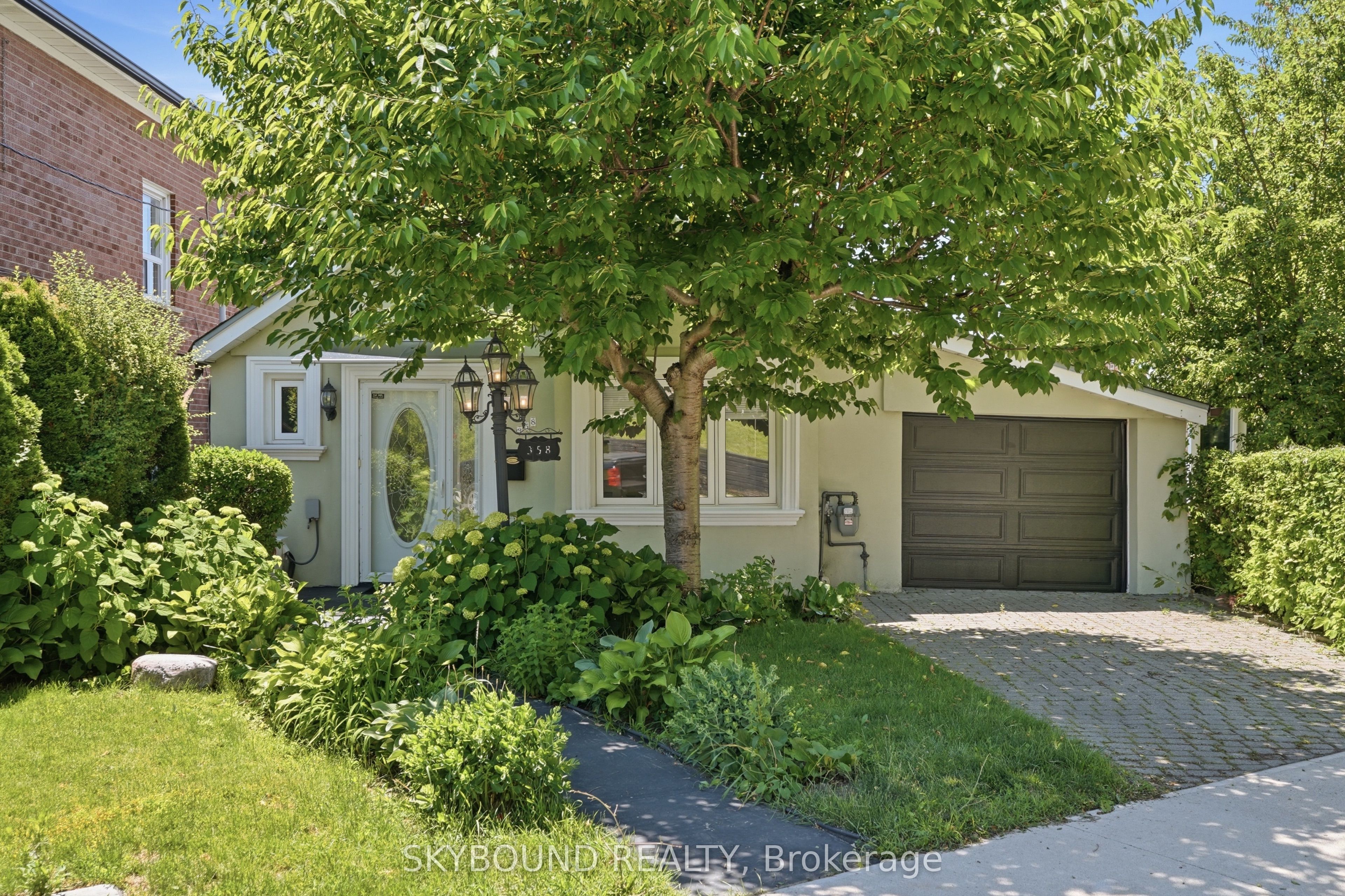 358 Silverthorn Avenue Property Photo 1
