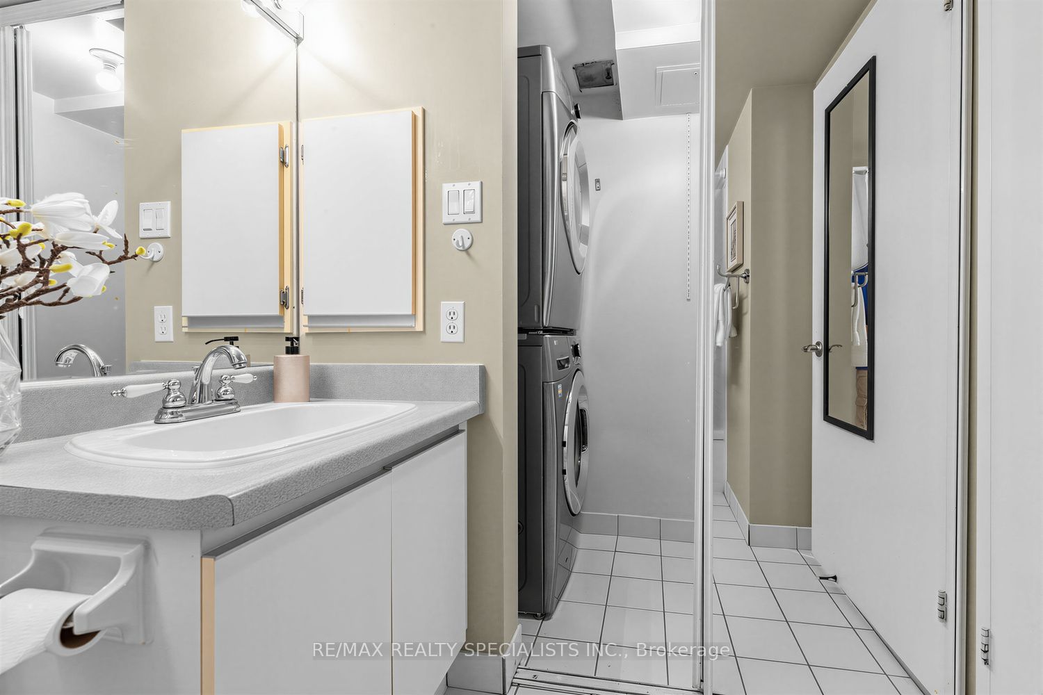 10 Laurelcrest Street 1006 Property Photo 19