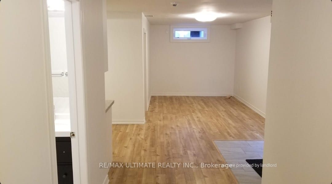 3208 Dundas Street W Lower Property Photo 6