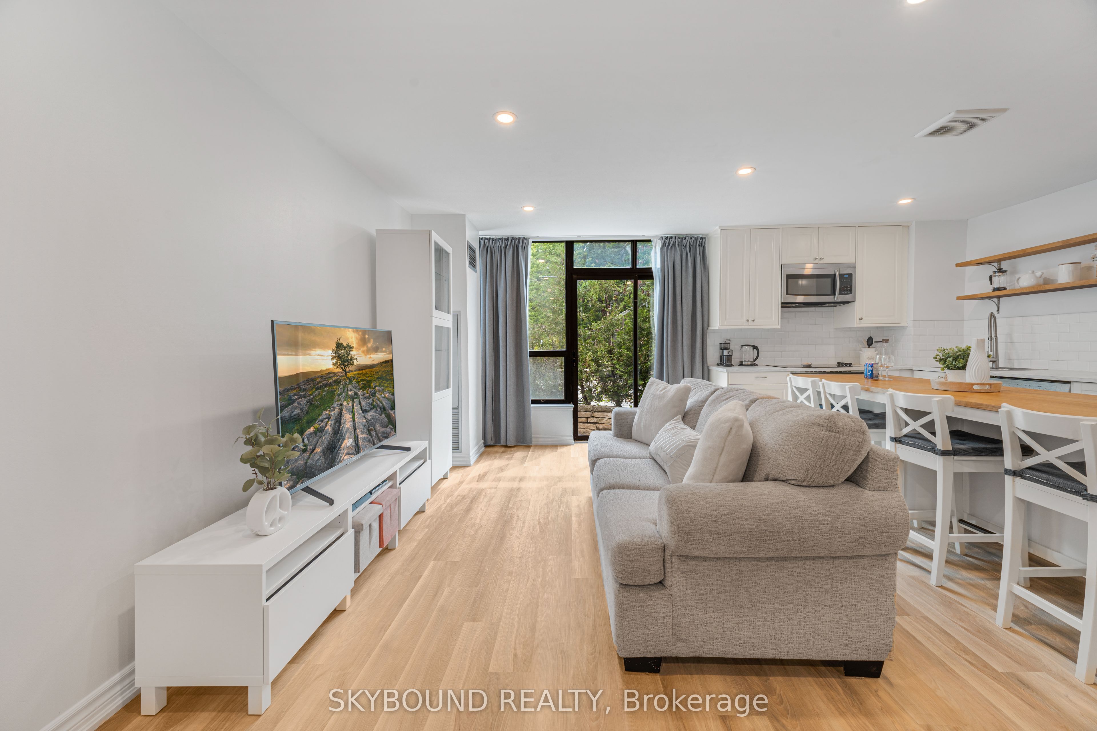 200 Robert Speck Parkway 108 Property Photo 16