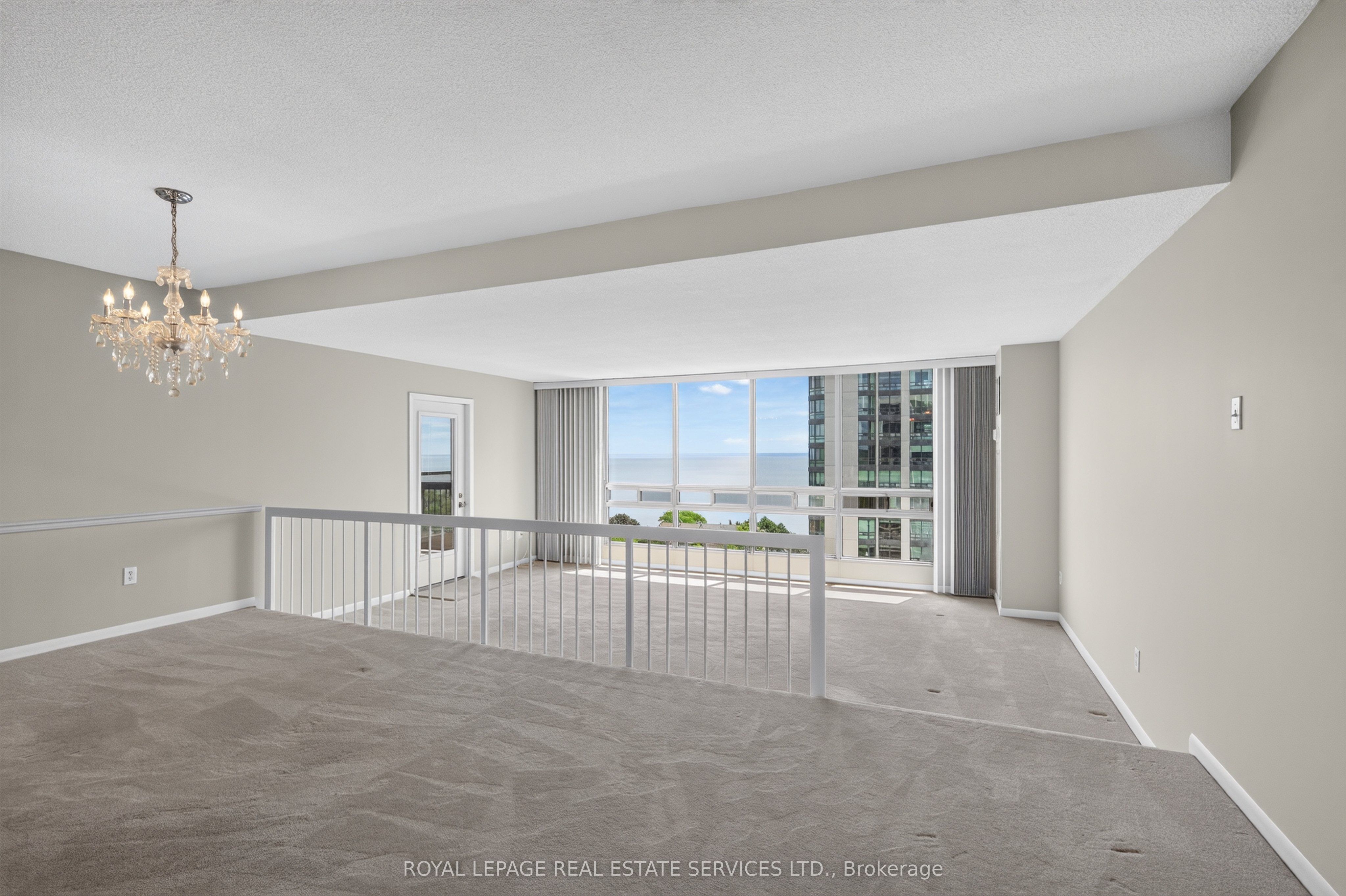 2175 Marine Drive 1208 Property Photo 11
