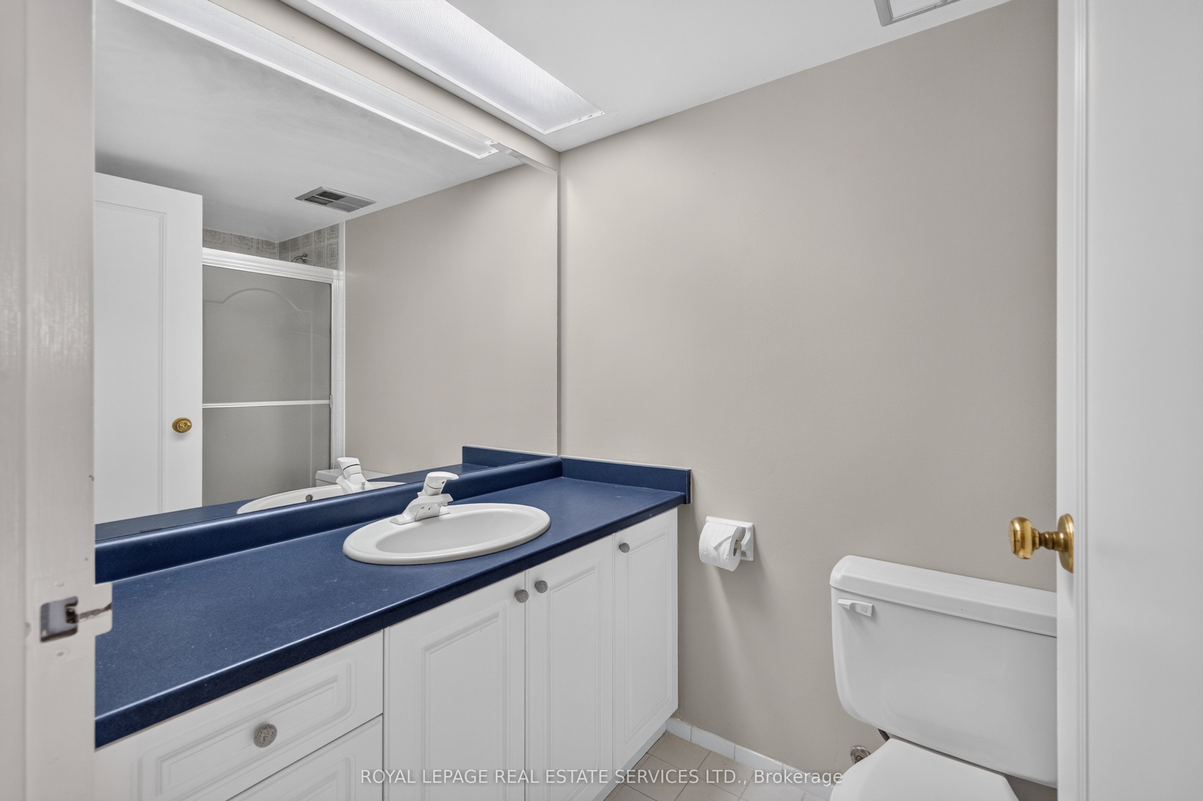 2175 Marine Drive 1208 Property Photo 35