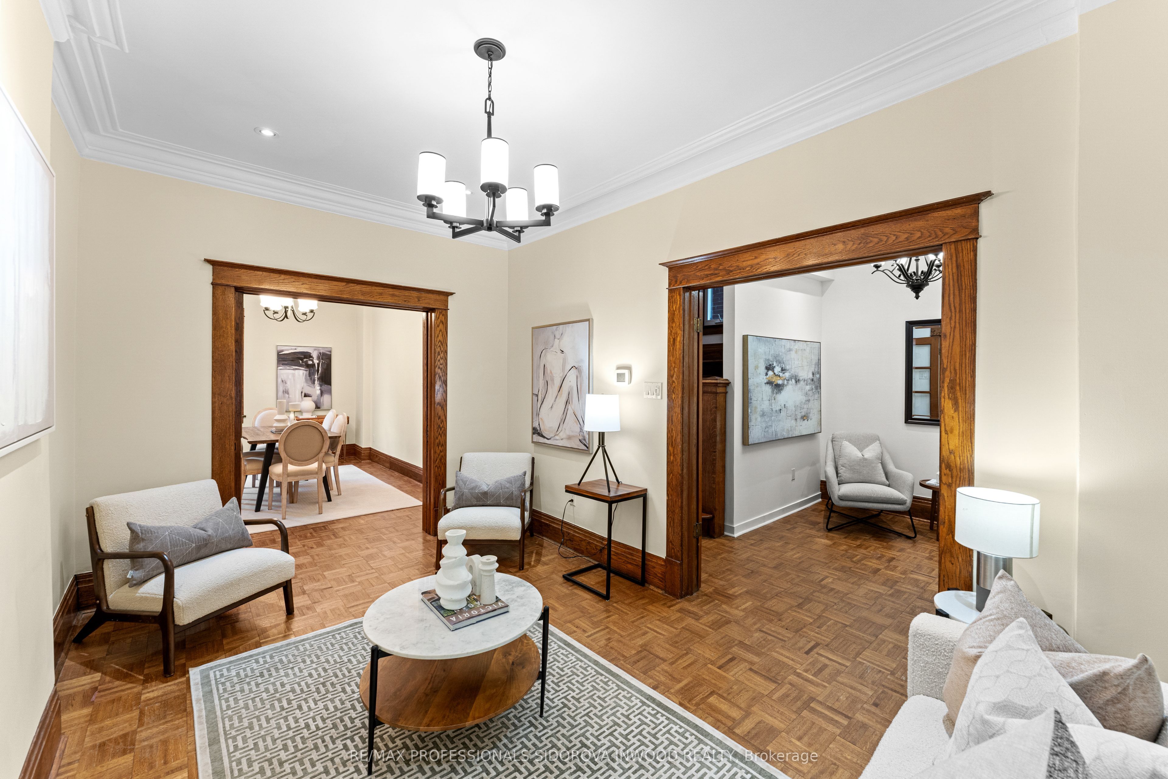 13 Evelyn Crescent Property Photo 6
