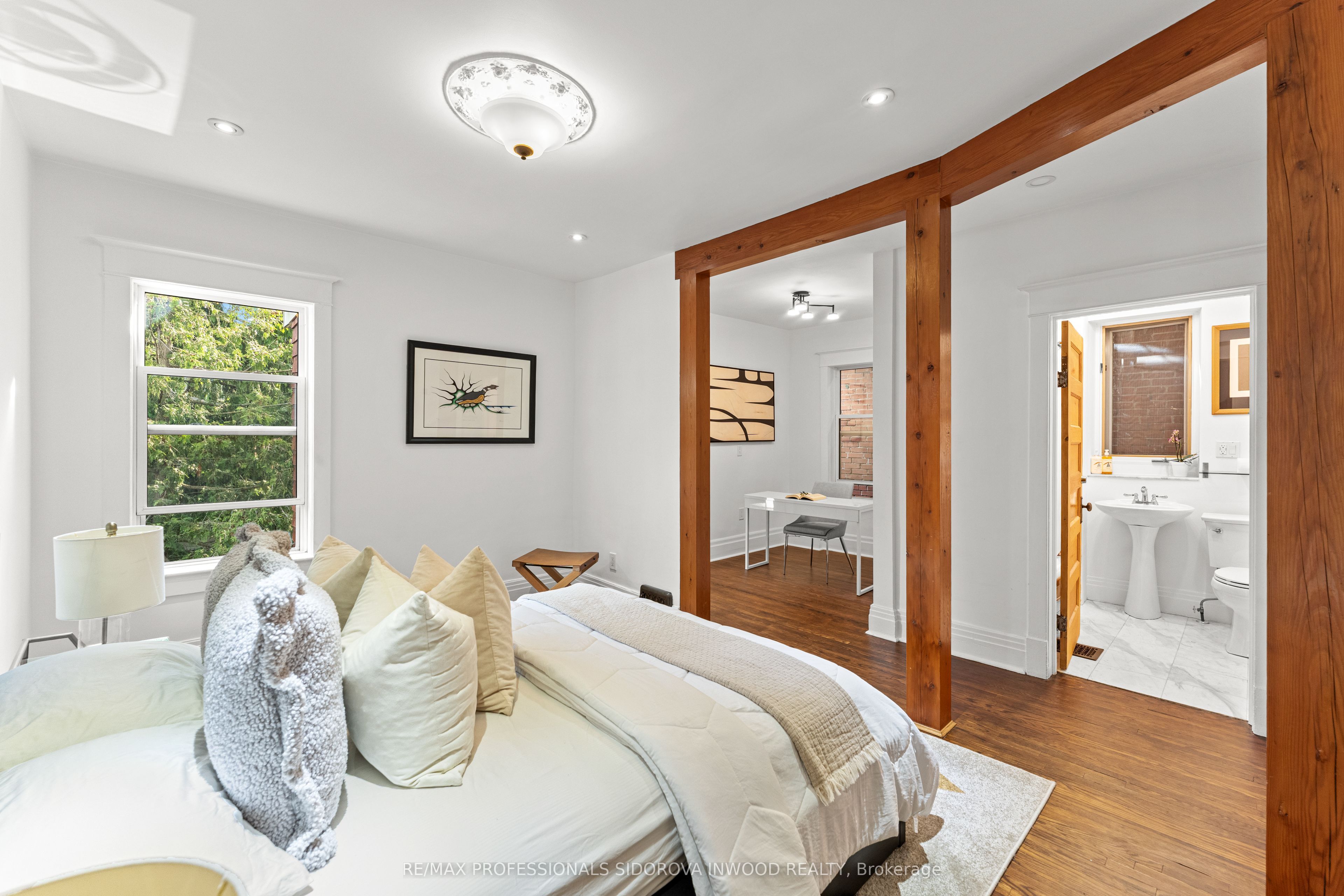 13 Evelyn Crescent Property Photo 16
