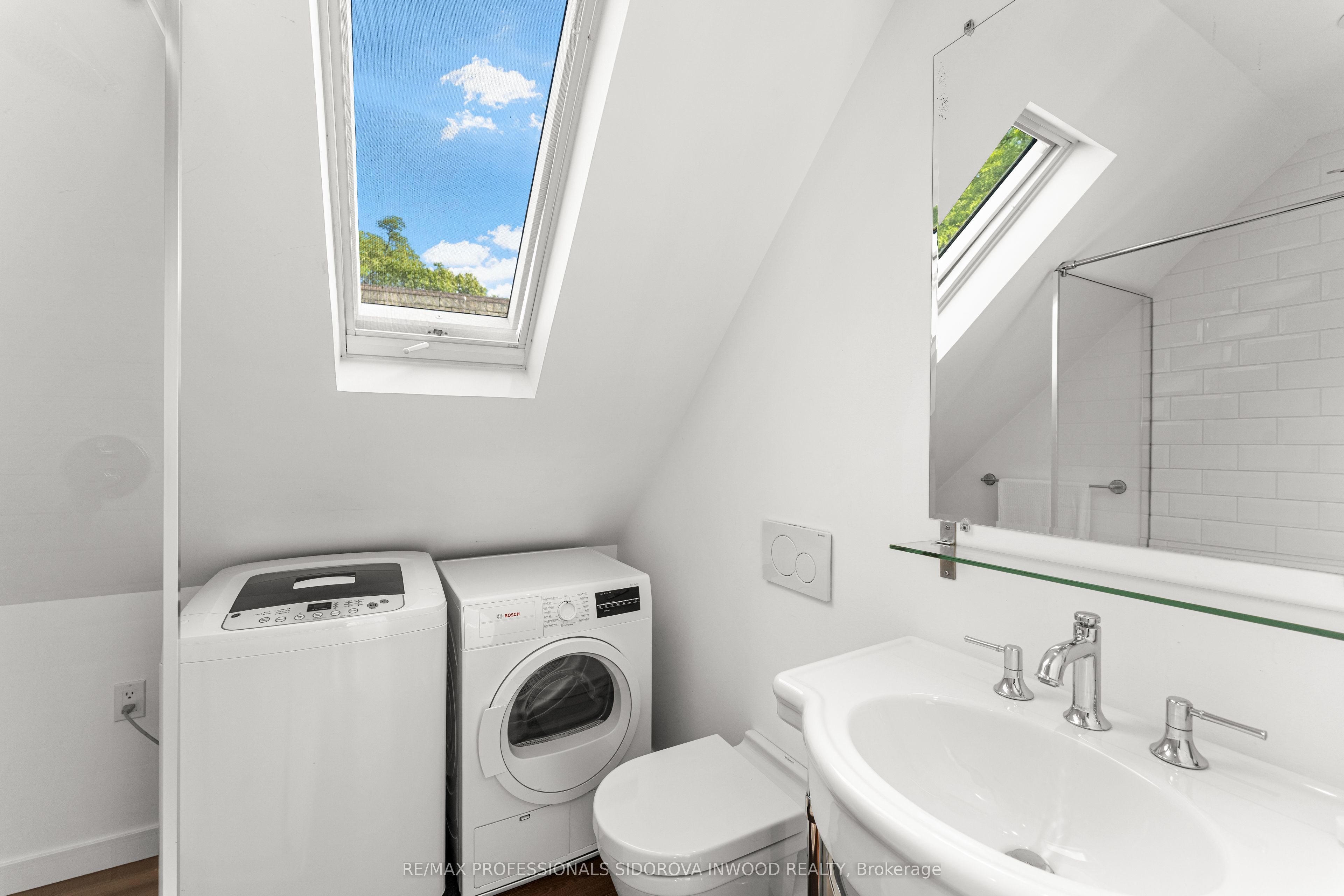 13 Evelyn Crescent Property Photo 24