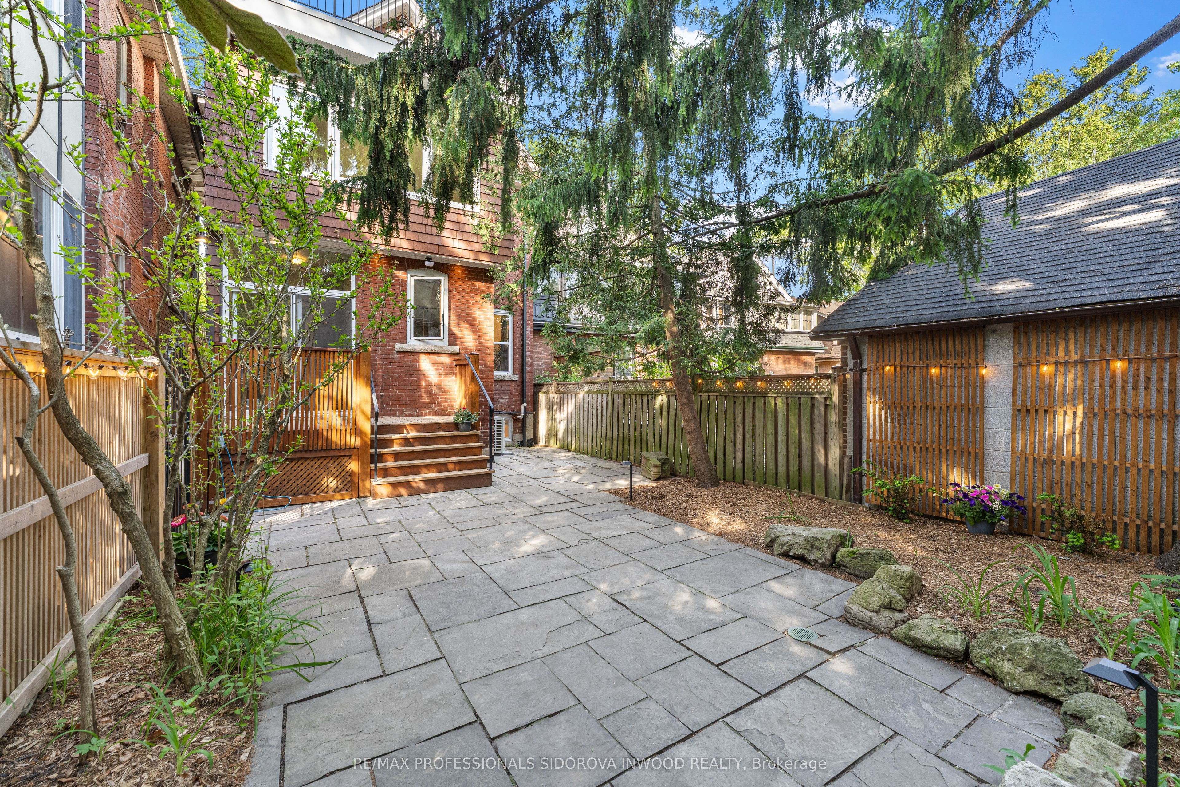 13 Evelyn Crescent Property Photo 39