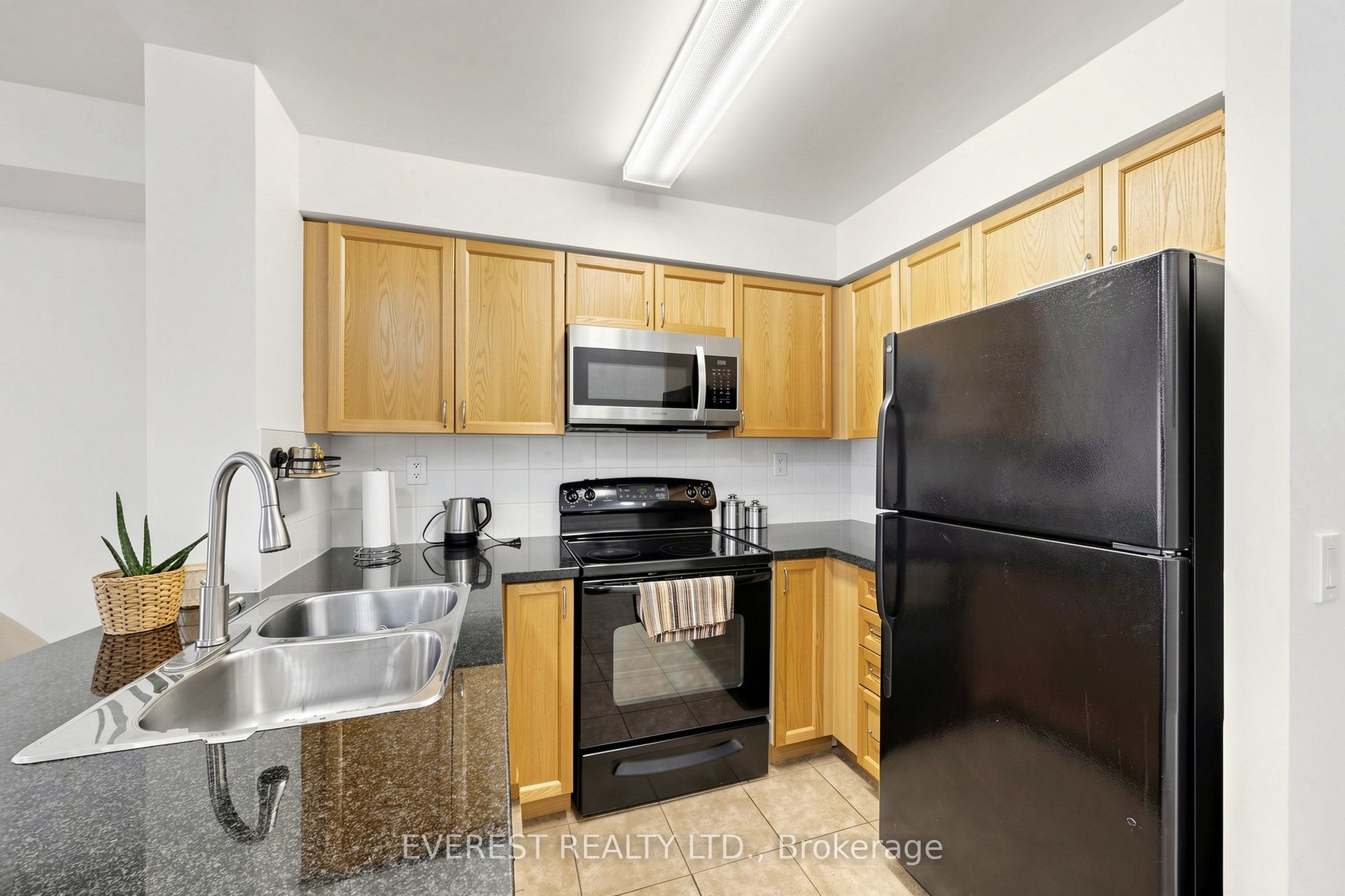 5 Michael Power Place #2101 Property Photo 11