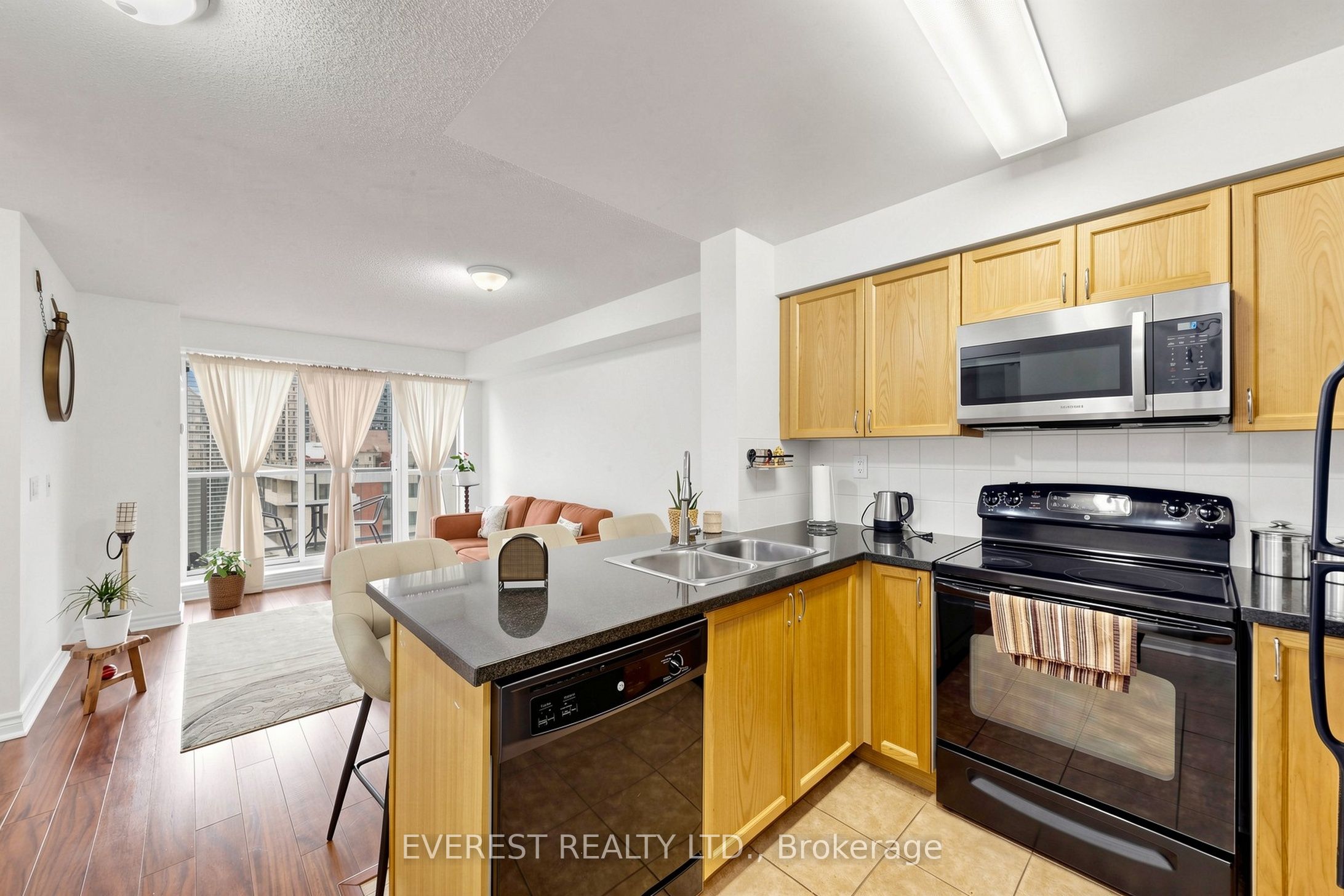 5 Michael Power Place #2101 Property Photo 12