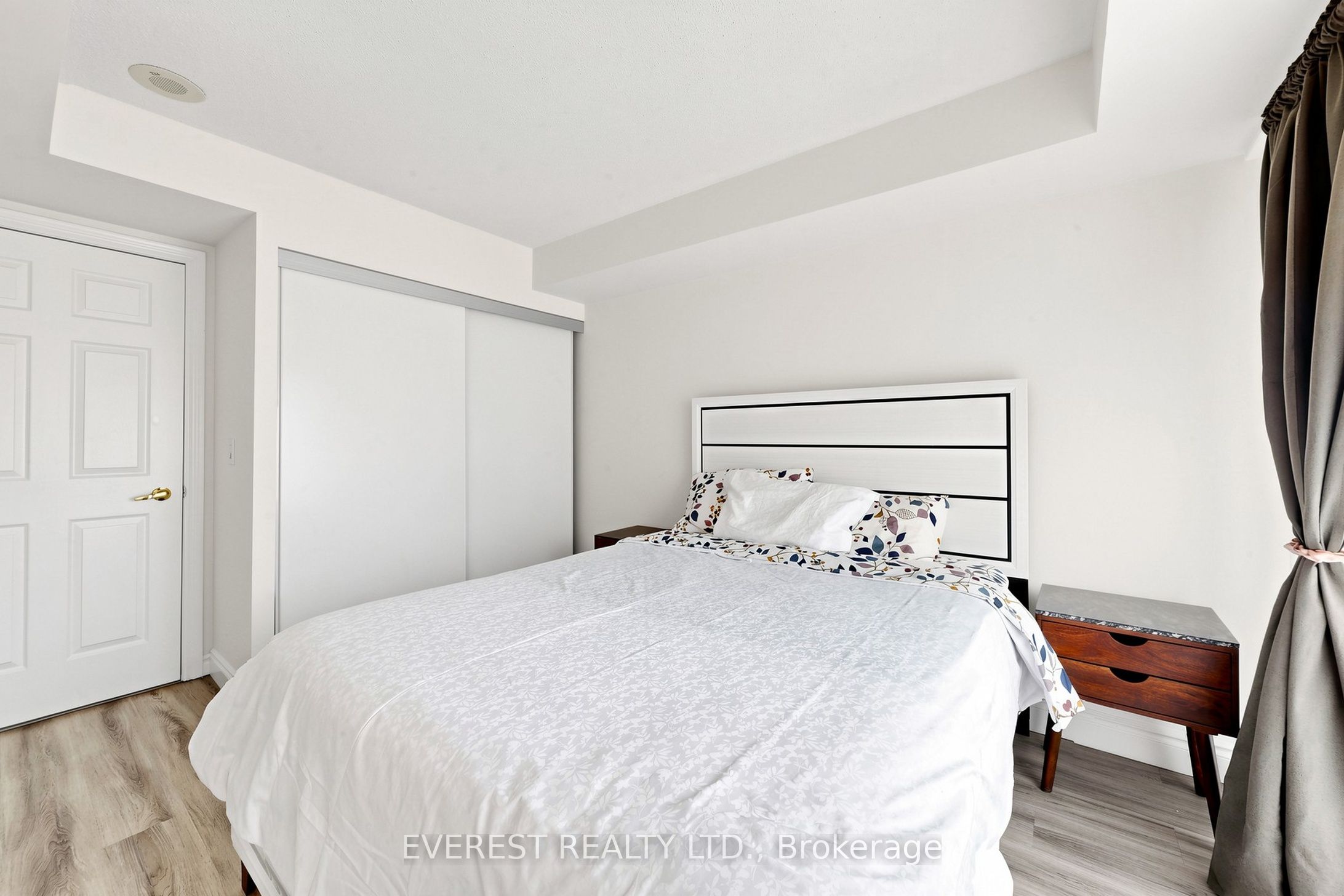 5 Michael Power Place #2101 Property Photo 16