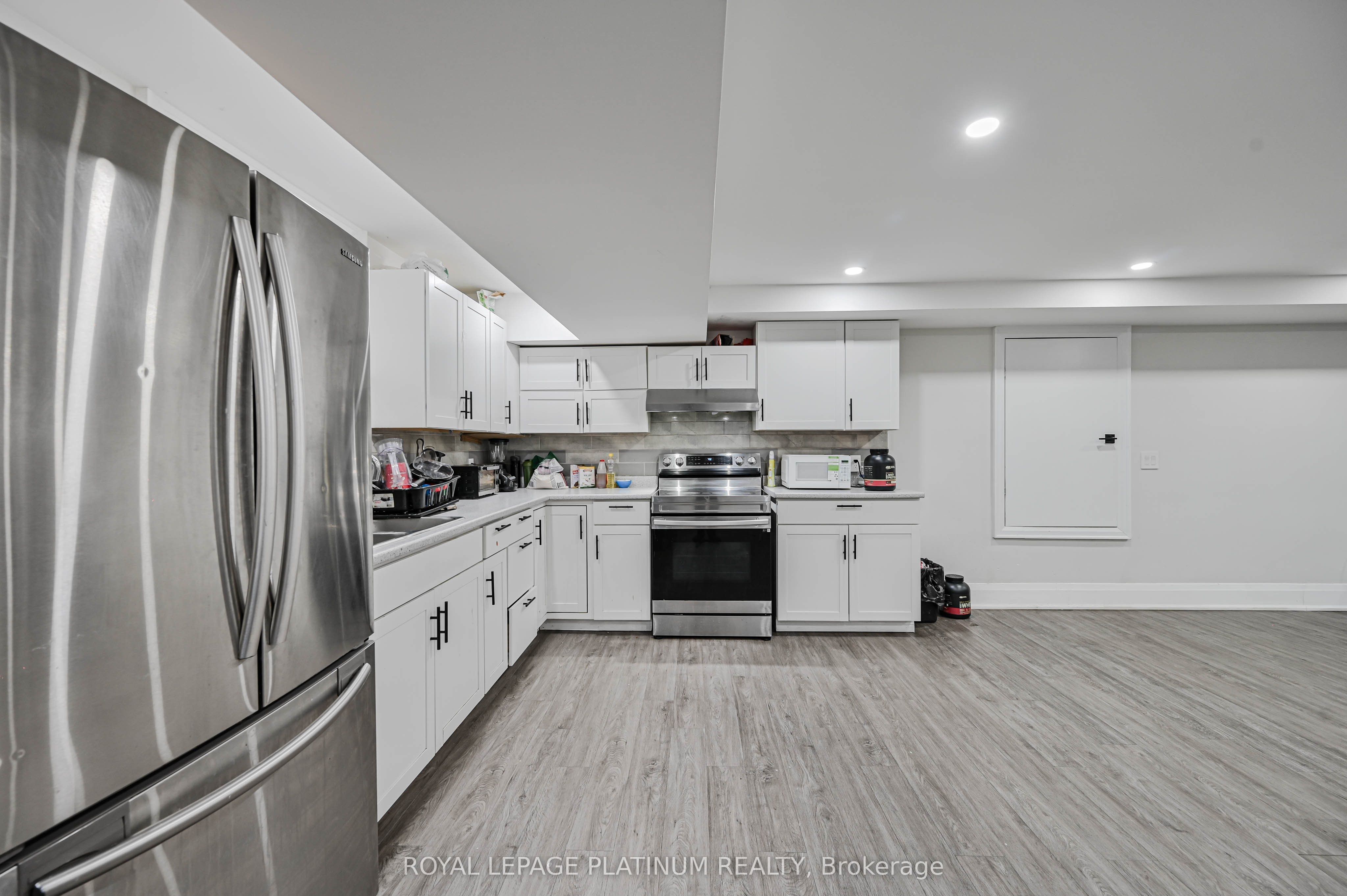 13 Arch Road Property Photo 37