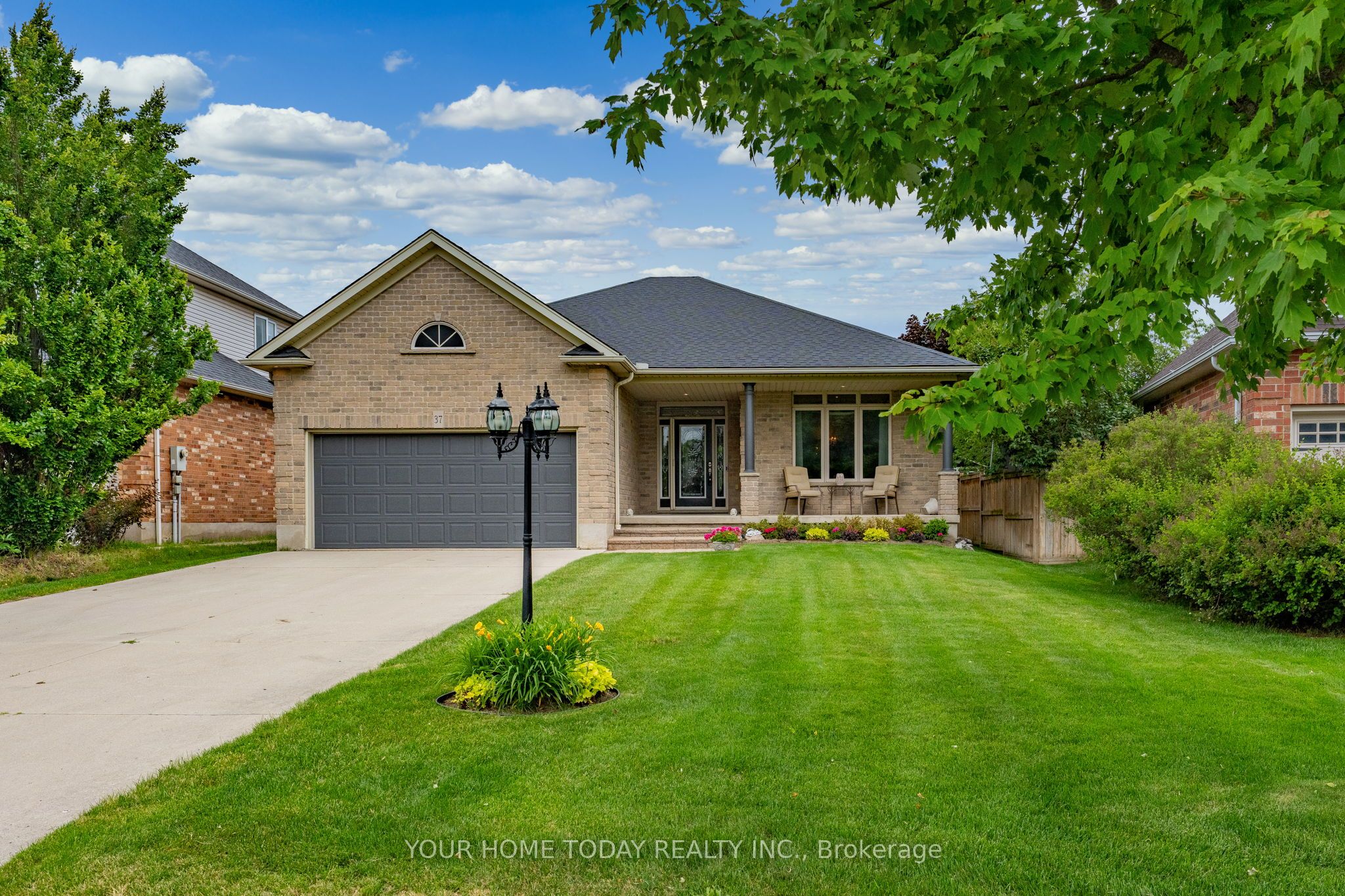 37 Dawkins Crescent Property Photo 1