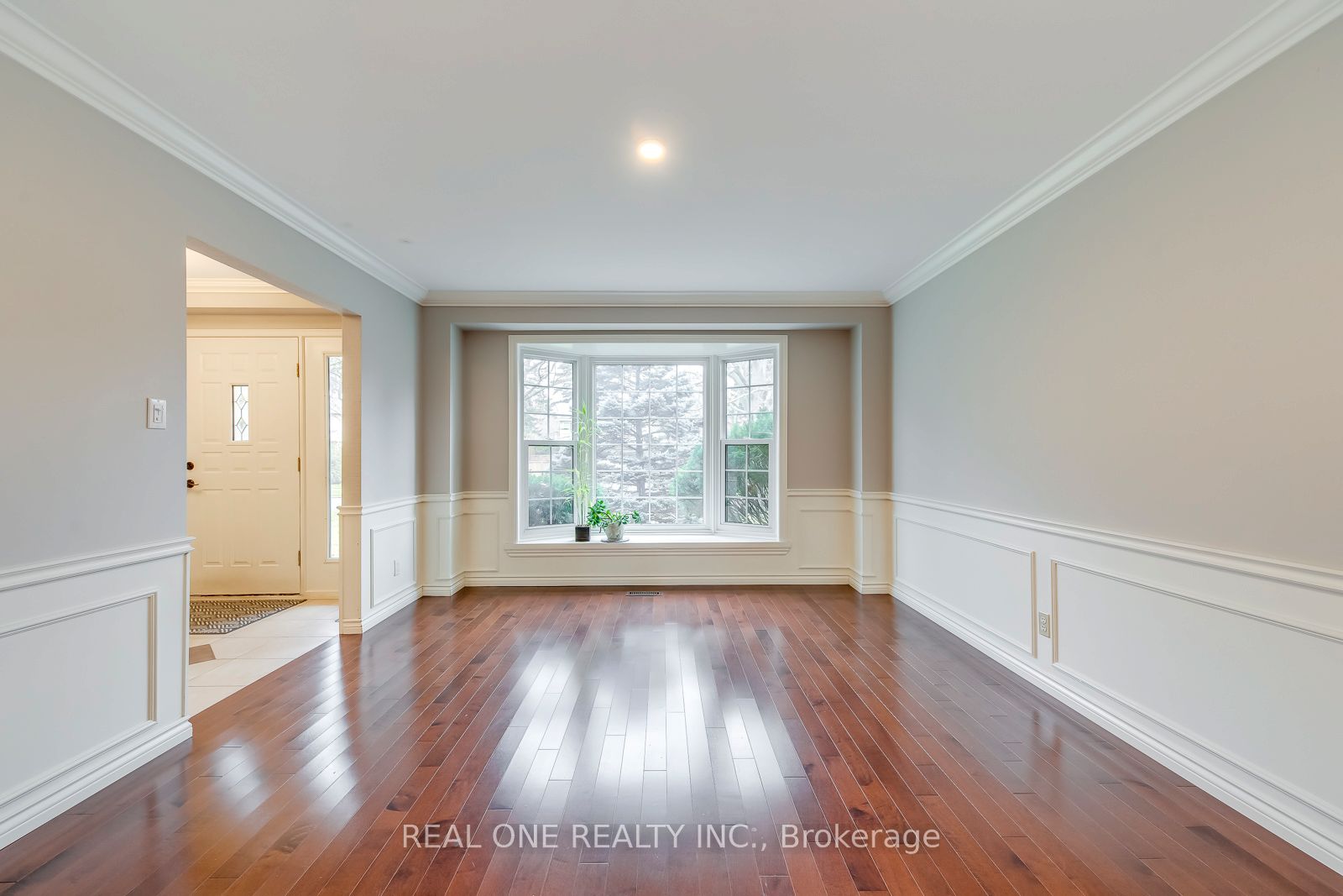 120 Blyth Crescent Property Photo 7